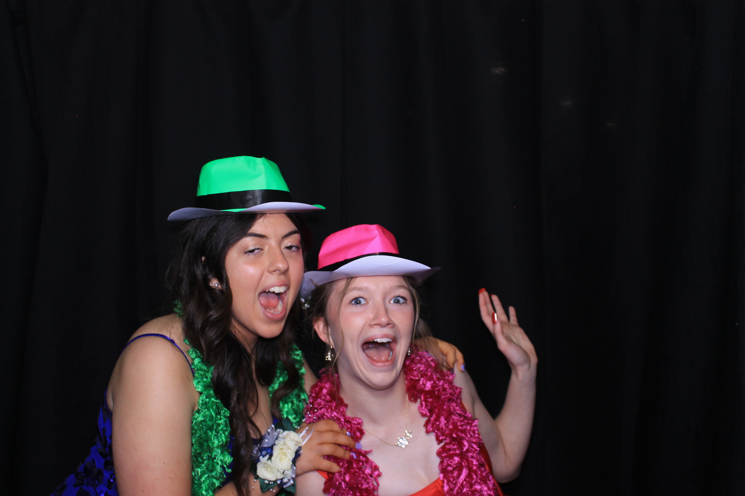 Carroll HS Prom | View more photos from the event at gallery.photoboothcincy.com/u/PhotoBoothCincy/Carroll-HS-Prom-0