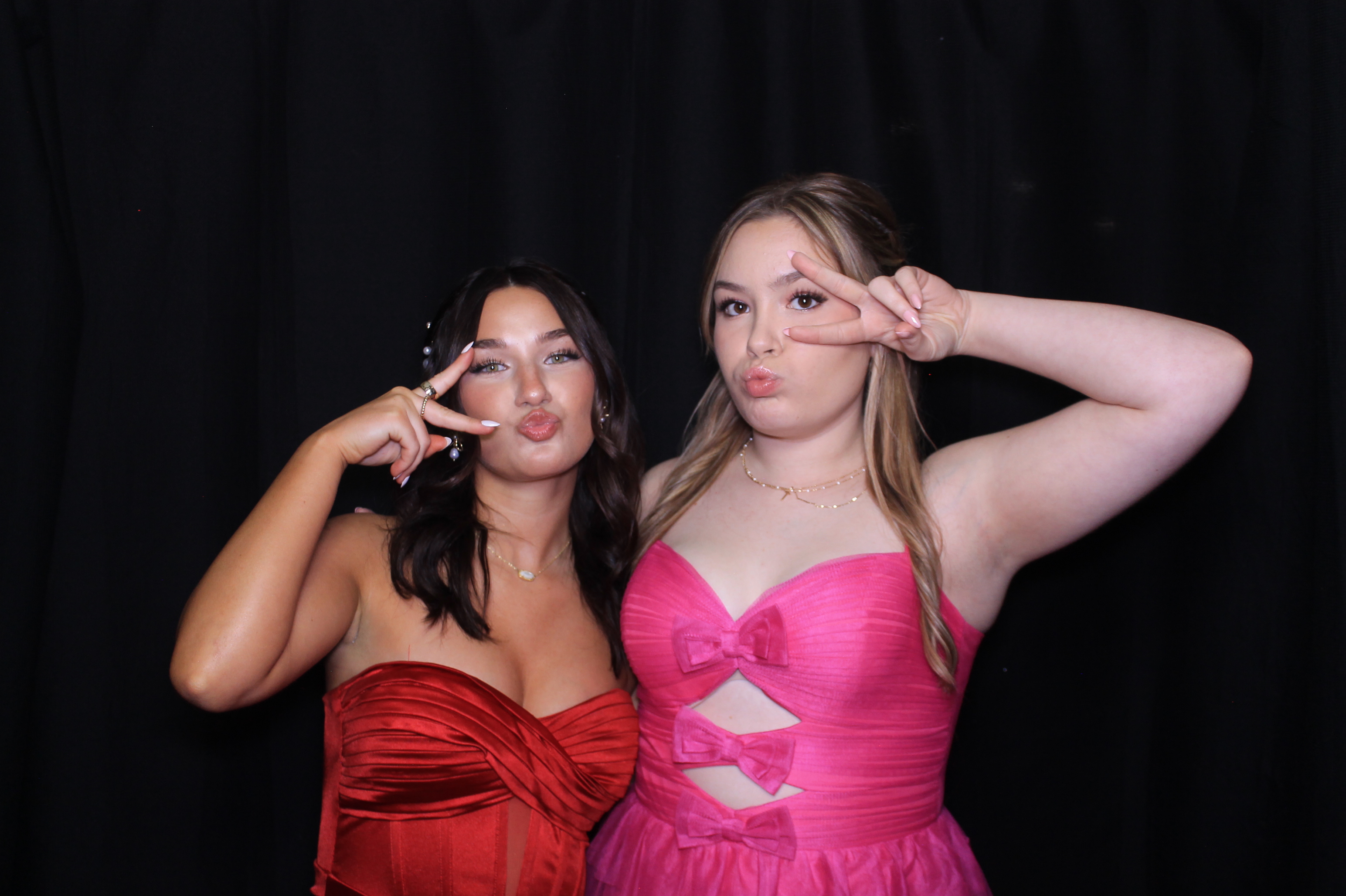 Carroll HS Prom | View more photos from the event at gallery.photoboothcincy.com/u/PhotoBoothCincy/Carroll-HS-Prom-0