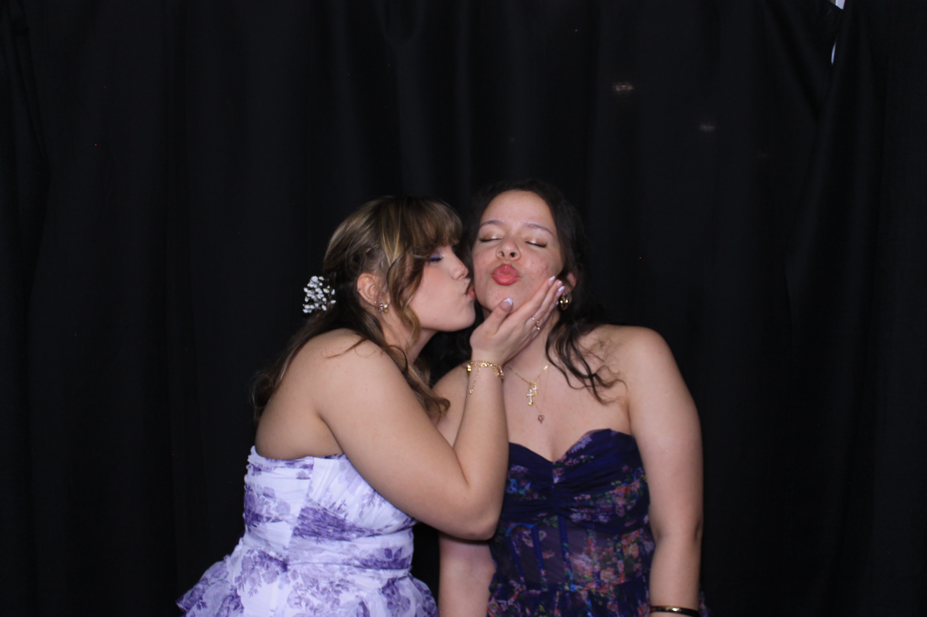 Carroll HS Prom | View more photos from the event at gallery.photoboothcincy.com/u/PhotoBoothCincy/Carroll-HS-Prom-0