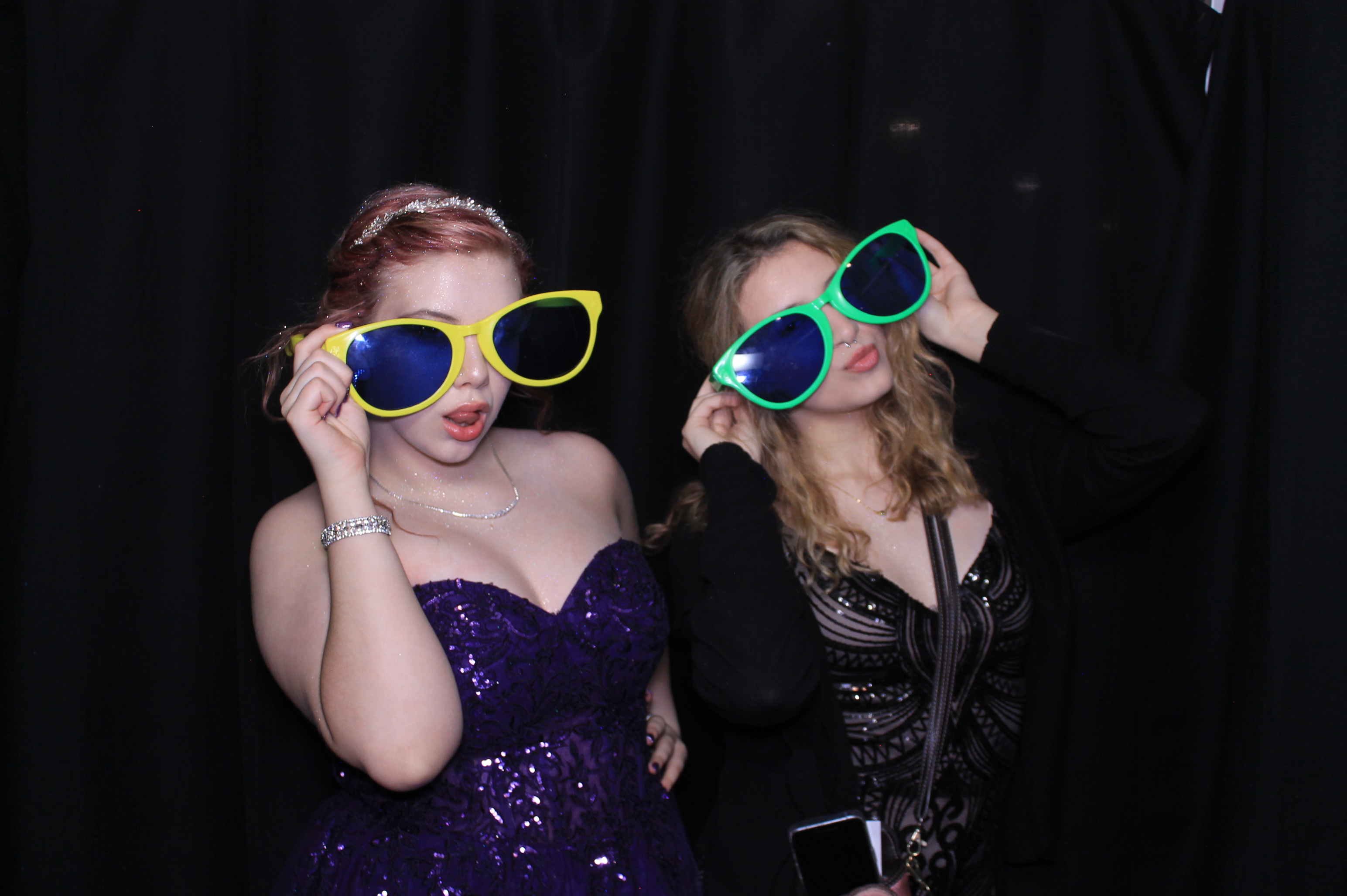 Carroll HS Prom | View more photos from the event at gallery.photoboothcincy.com/u/PhotoBoothCincy/Carroll-HS-Prom-0