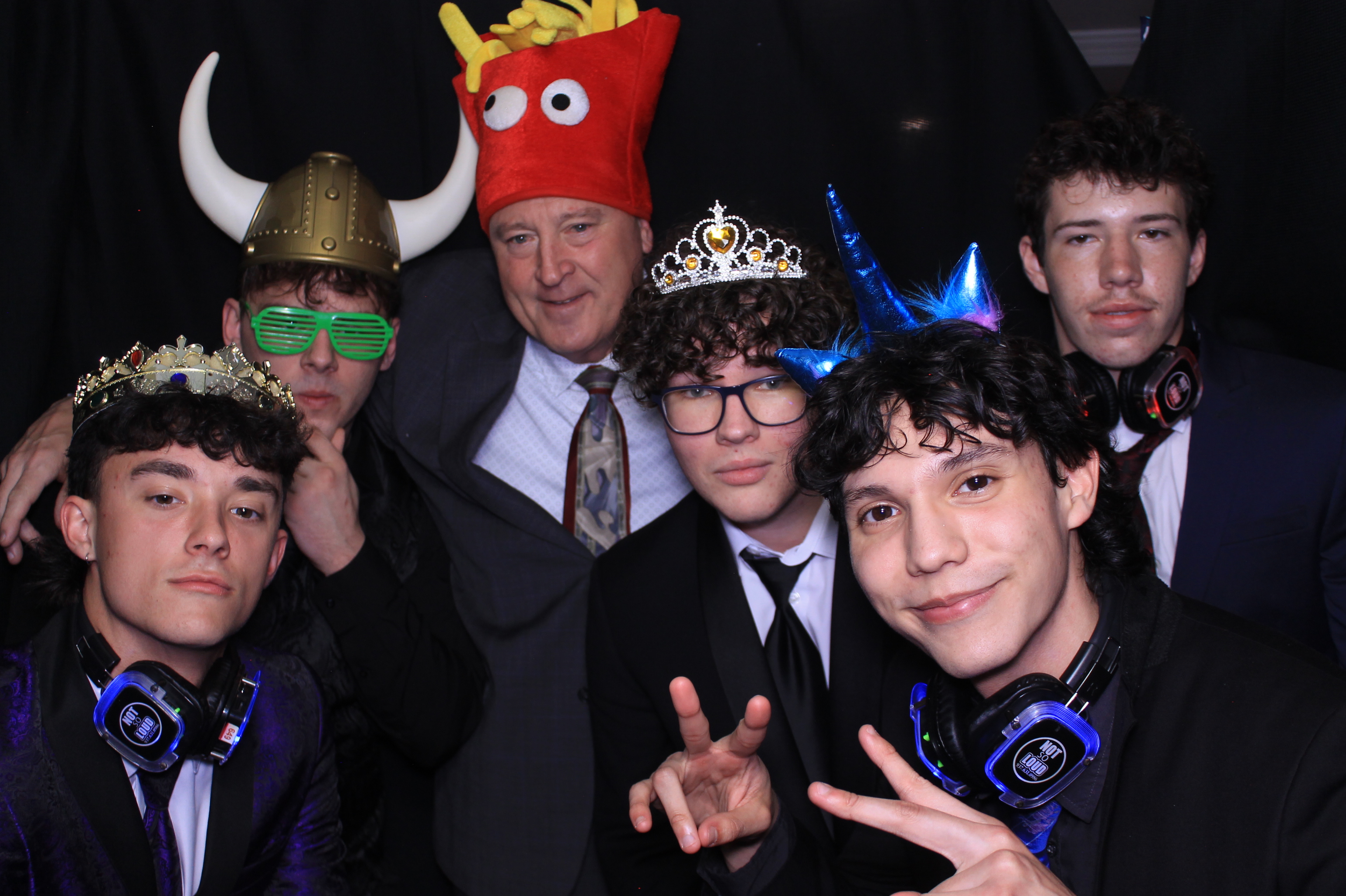 Carroll HS Prom | View more photos from the event at gallery.photoboothcincy.com/u/PhotoBoothCincy/Carroll-HS-Prom-0