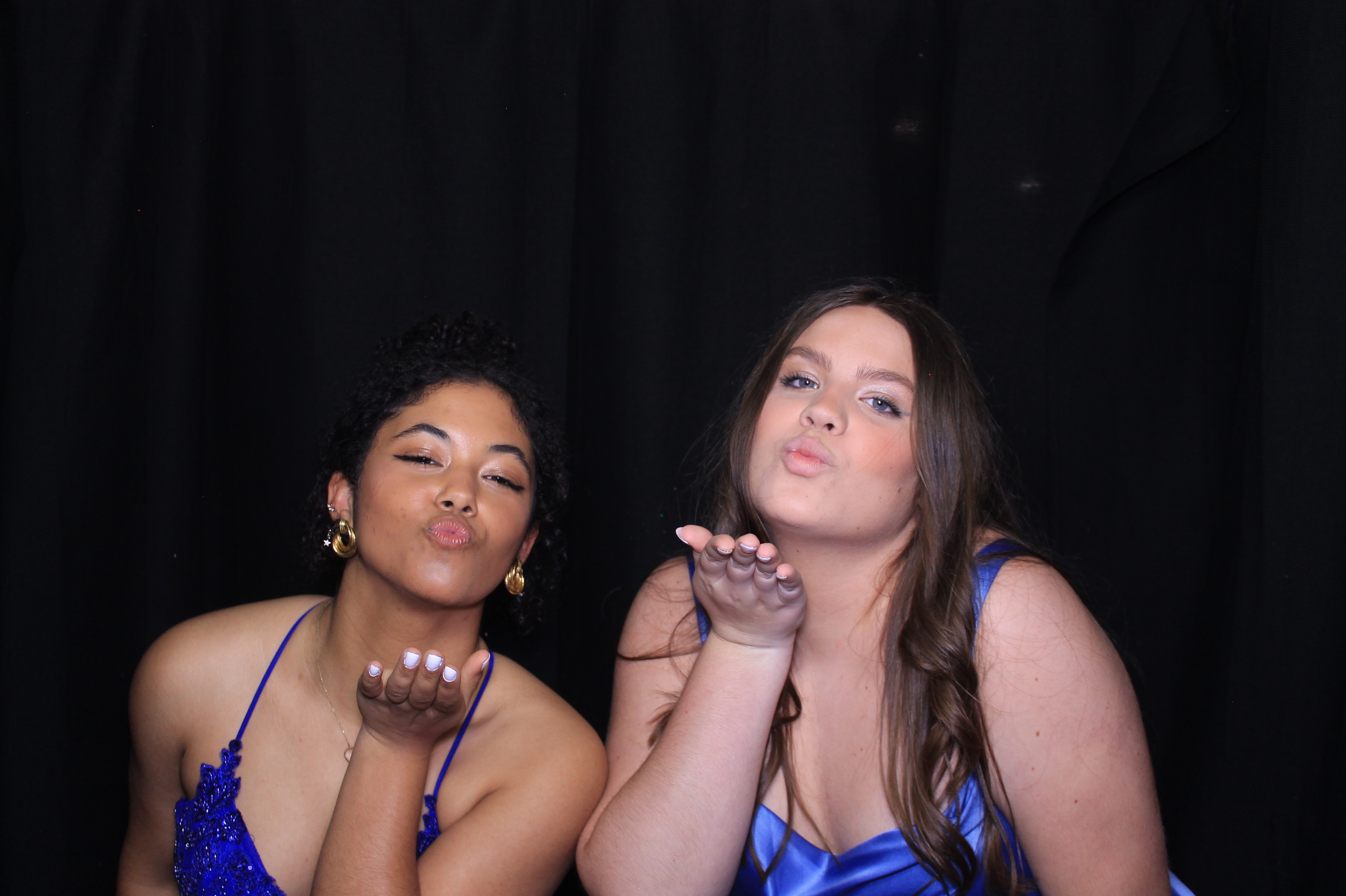 Carroll HS Prom | View more photos from the event at gallery.photoboothcincy.com/u/PhotoBoothCincy/Carroll-HS-Prom-0