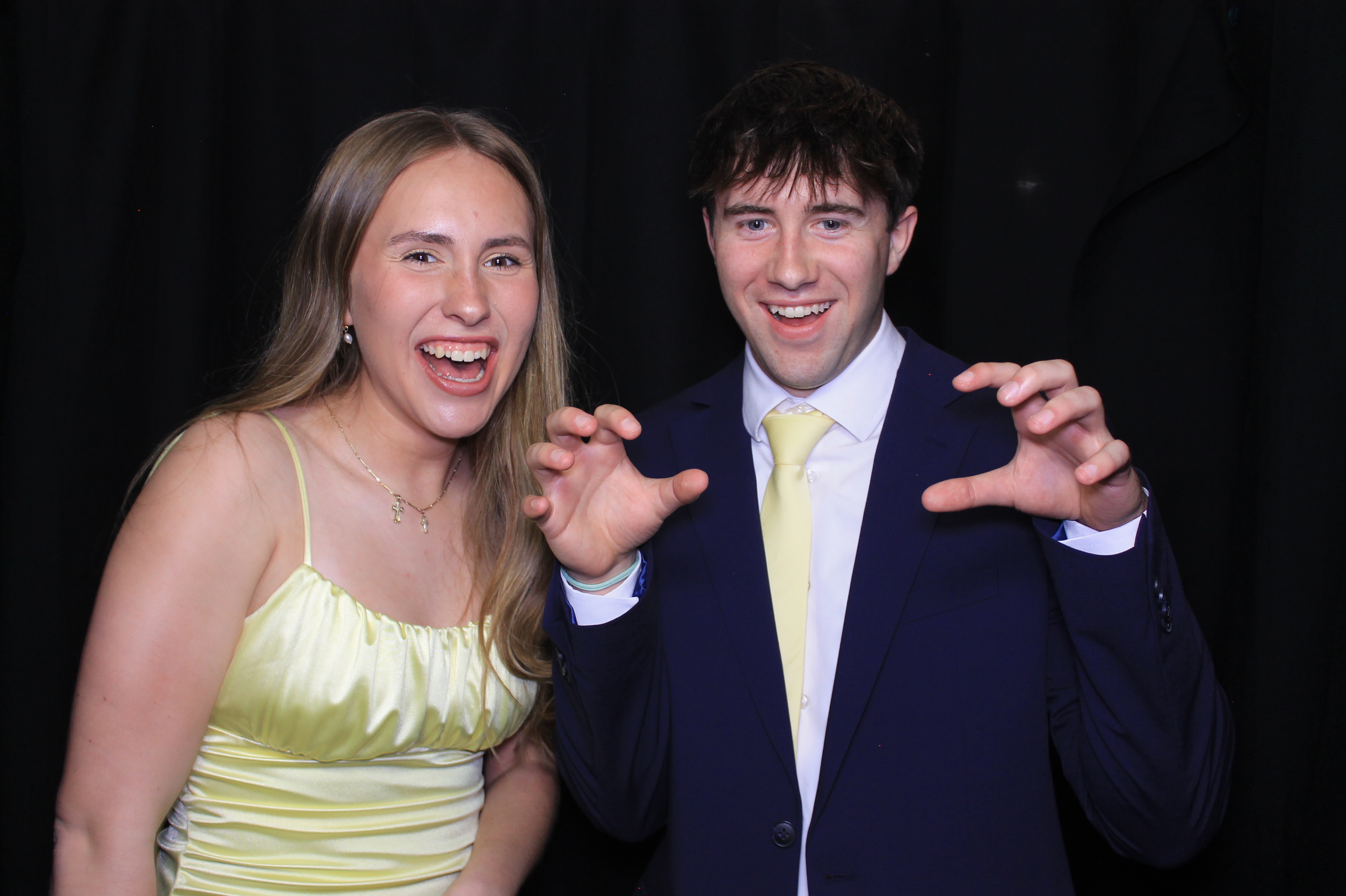 Carroll HS Prom | View more photos from the event at gallery.photoboothcincy.com/u/PhotoBoothCincy/Carroll-HS-Prom-0