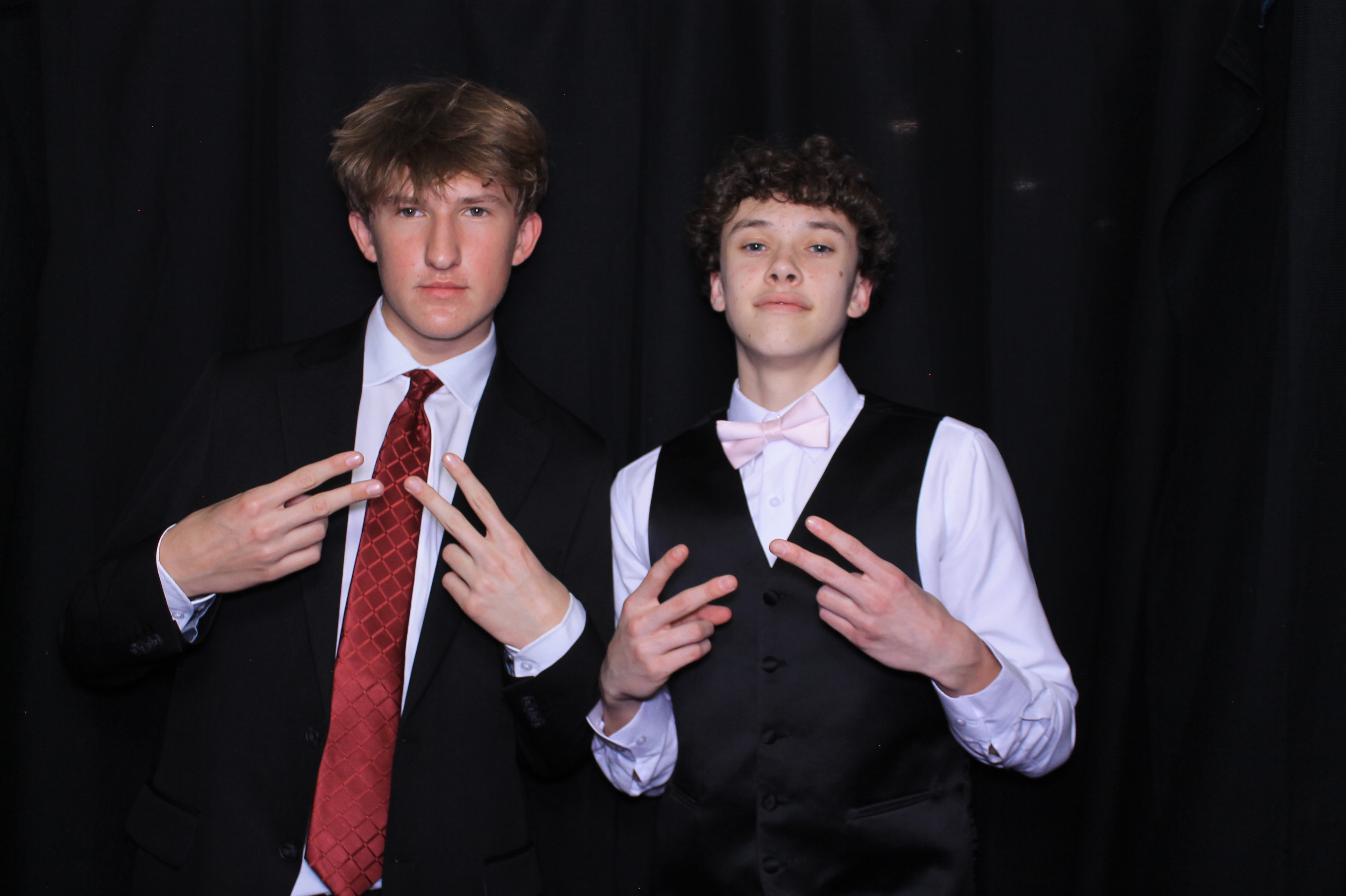 Carroll HS Prom | View more photos from the event at gallery.photoboothcincy.com/u/PhotoBoothCincy/Carroll-HS-Prom-0