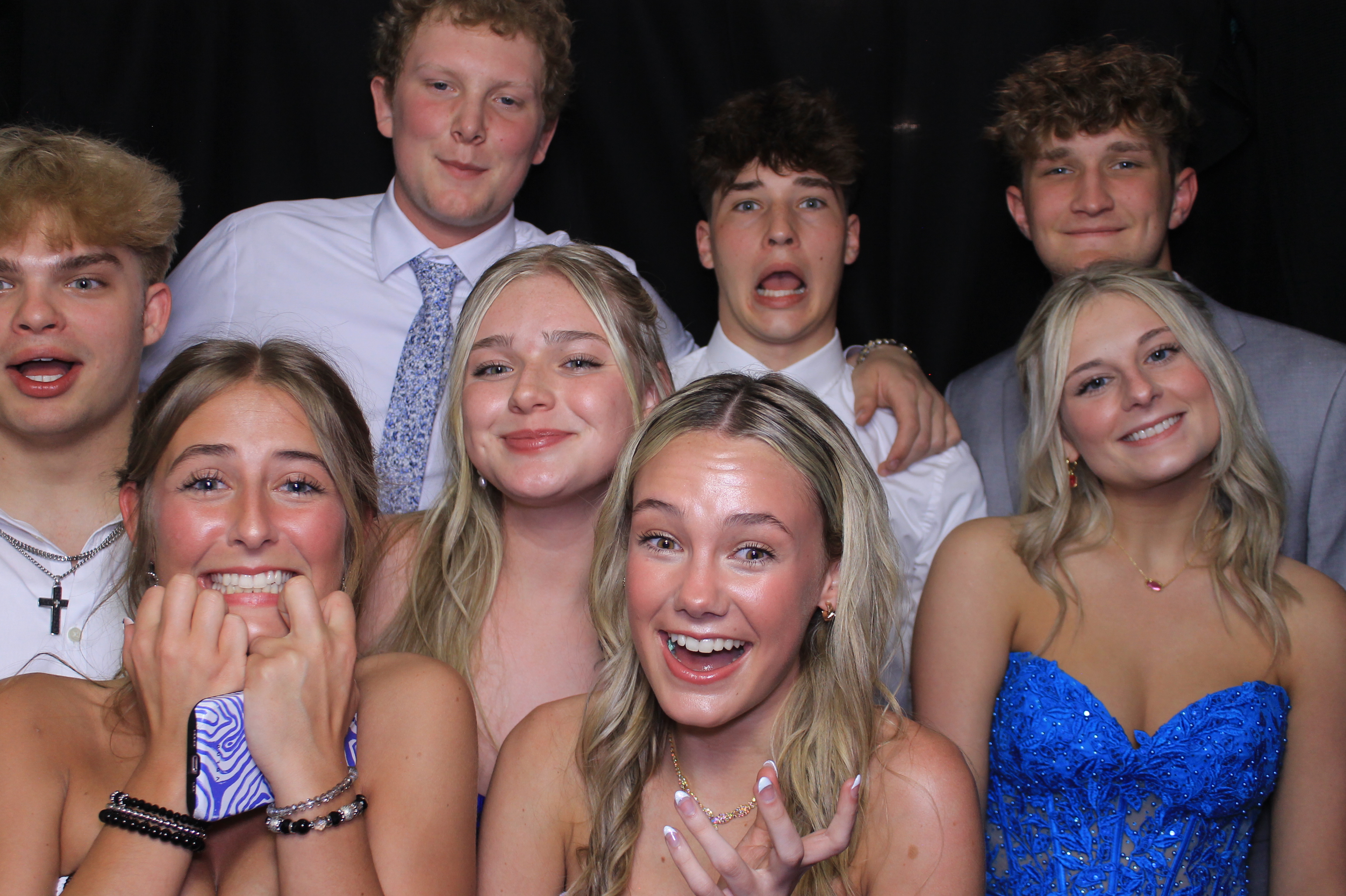 Carroll HS Prom | View more photos from the event at gallery.photoboothcincy.com/u/PhotoBoothCincy/Carroll-HS-Prom-0