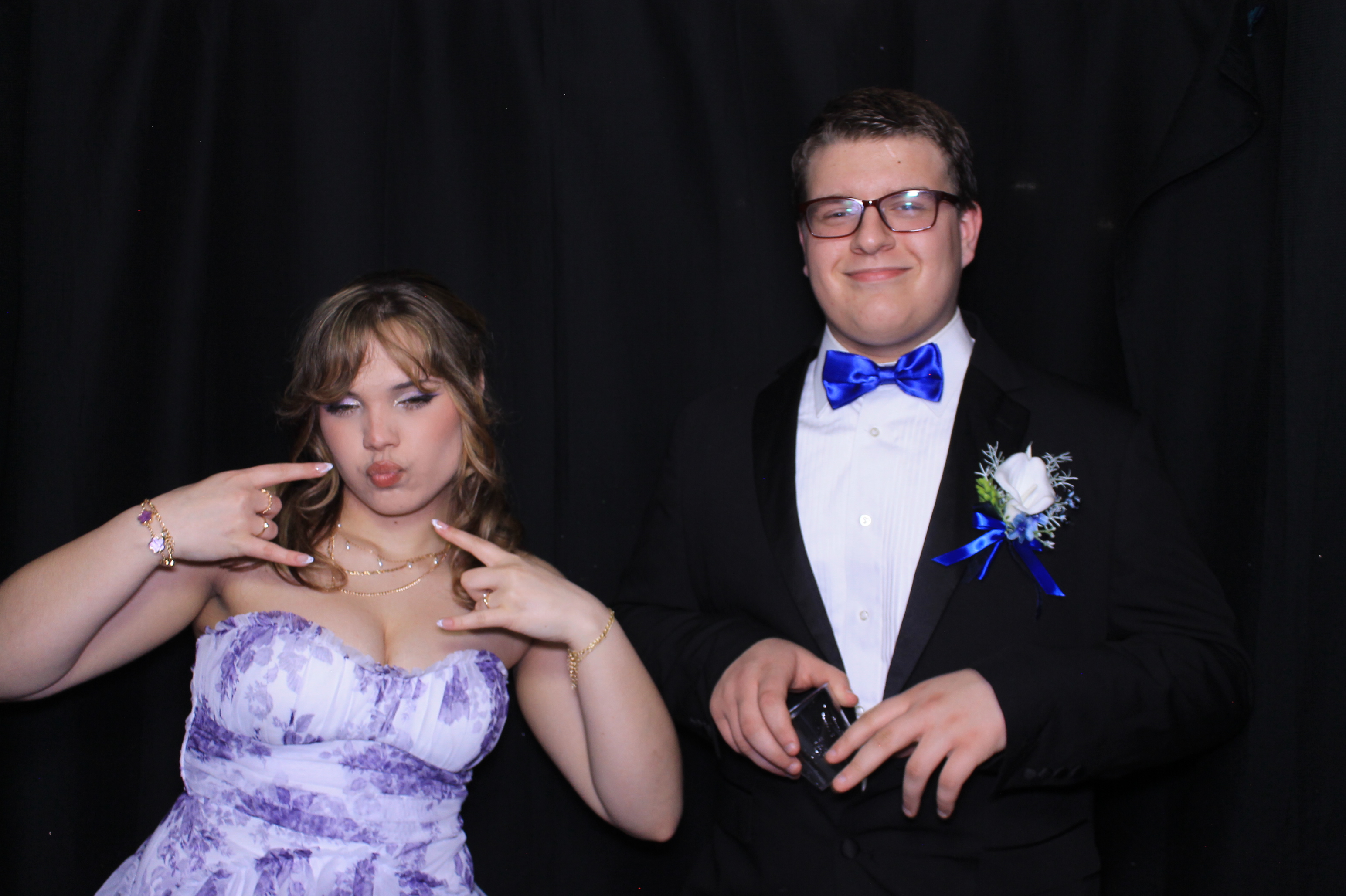 Carroll HS Prom | View more photos from the event at gallery.photoboothcincy.com/u/PhotoBoothCincy/Carroll-HS-Prom-0