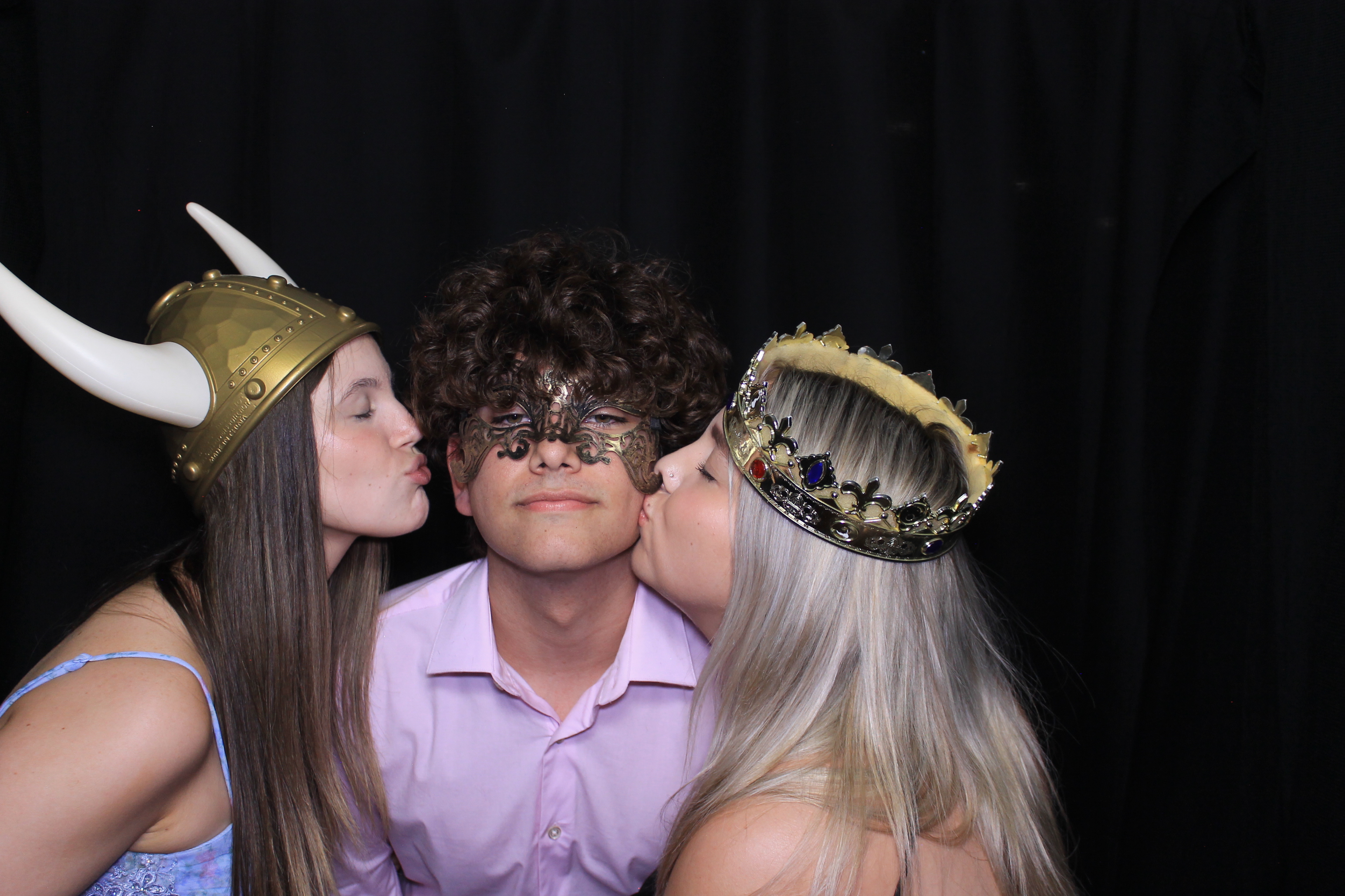 Carroll HS Prom | View more photos from the event at gallery.photoboothcincy.com/u/PhotoBoothCincy/Carroll-HS-Prom-0