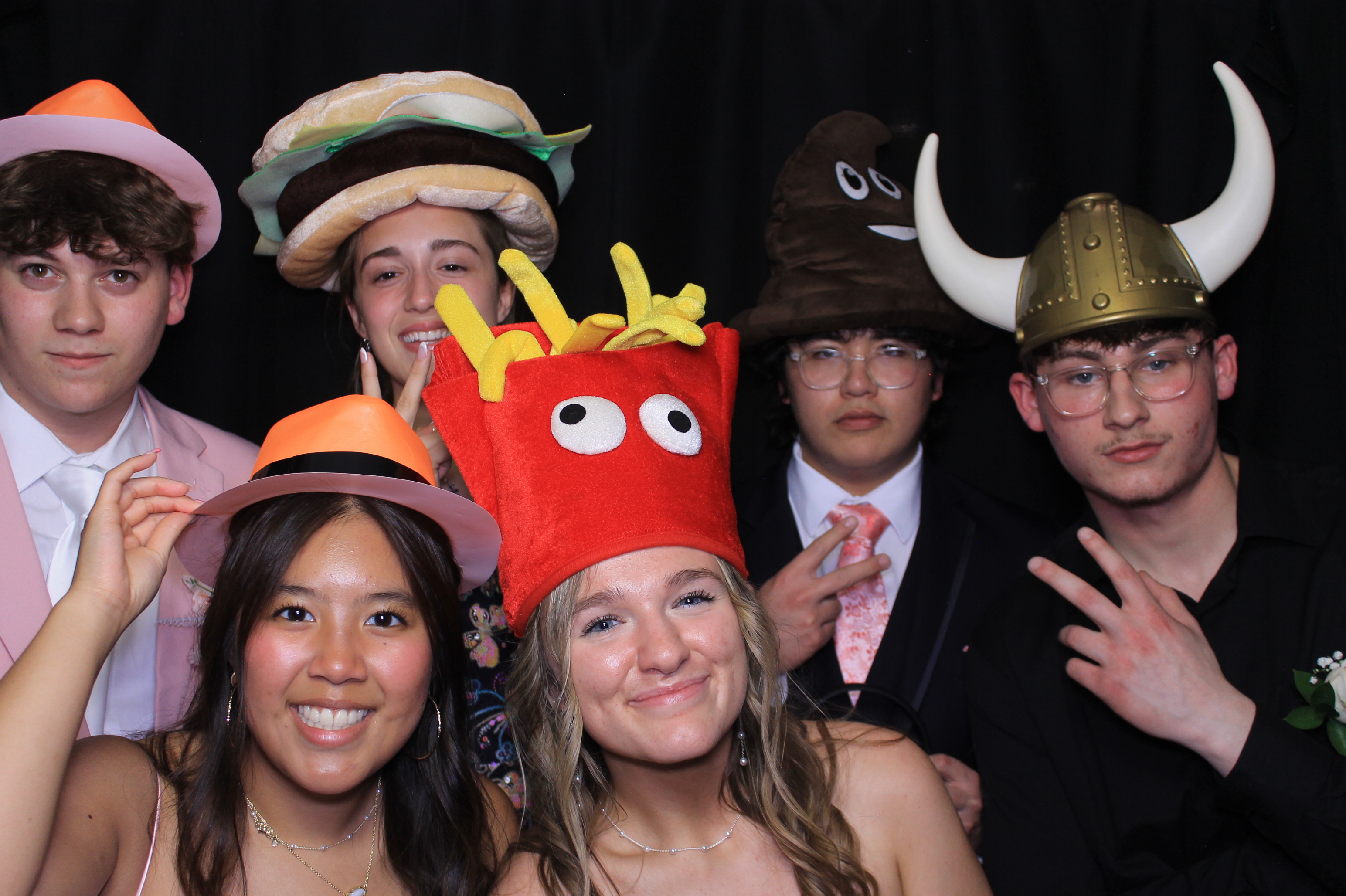 Carroll HS Prom | View more photos from the event at gallery.photoboothcincy.com/u/PhotoBoothCincy/Carroll-HS-Prom-0