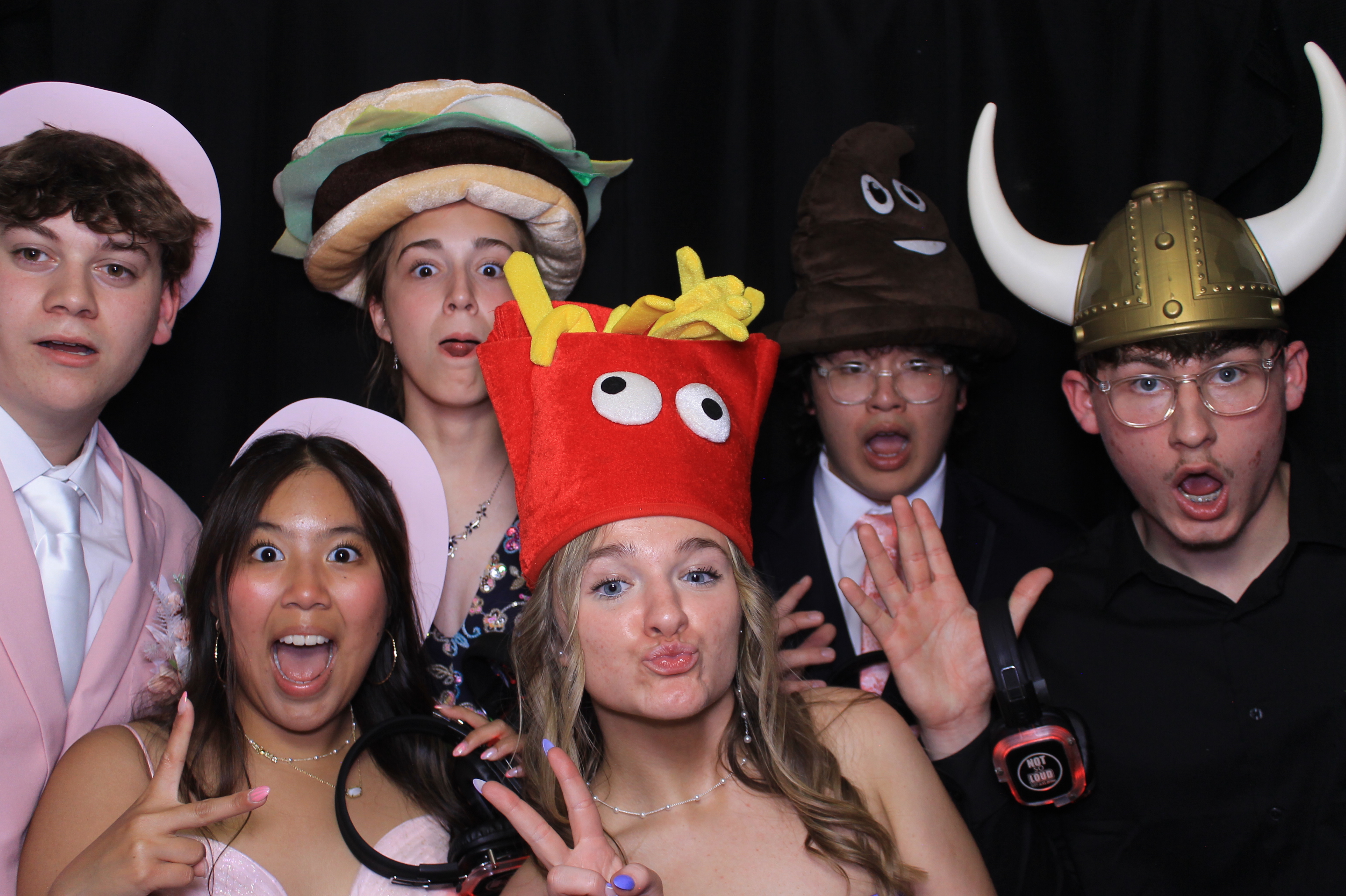 Carroll HS Prom | View more photos from the event at gallery.photoboothcincy.com/u/PhotoBoothCincy/Carroll-HS-Prom-0