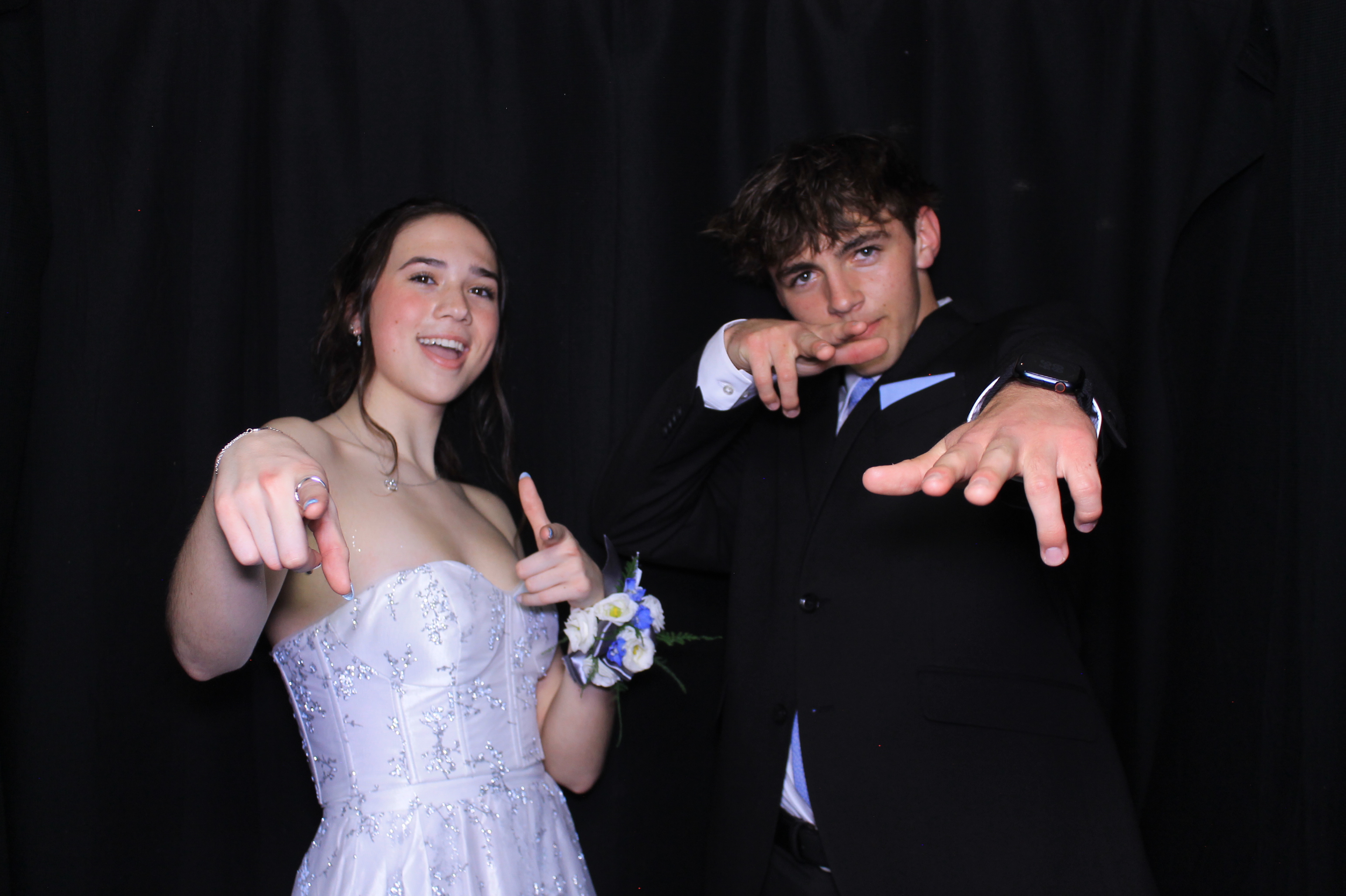 Carroll HS Prom | View more photos from the event at gallery.photoboothcincy.com/u/PhotoBoothCincy/Carroll-HS-Prom-0