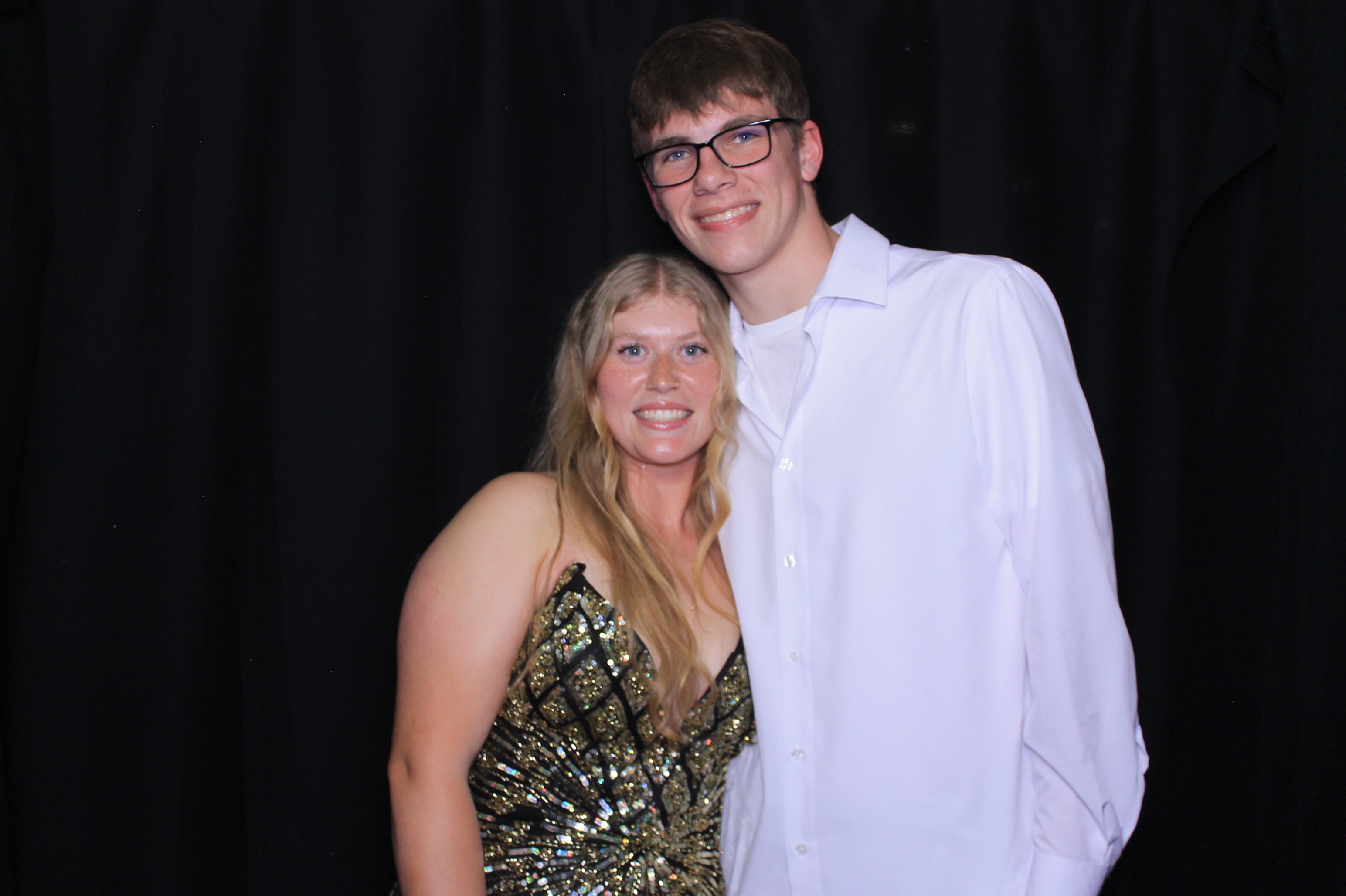 Carroll HS Prom | View more photos from the event at gallery.photoboothcincy.com/u/PhotoBoothCincy/Carroll-HS-Prom-0