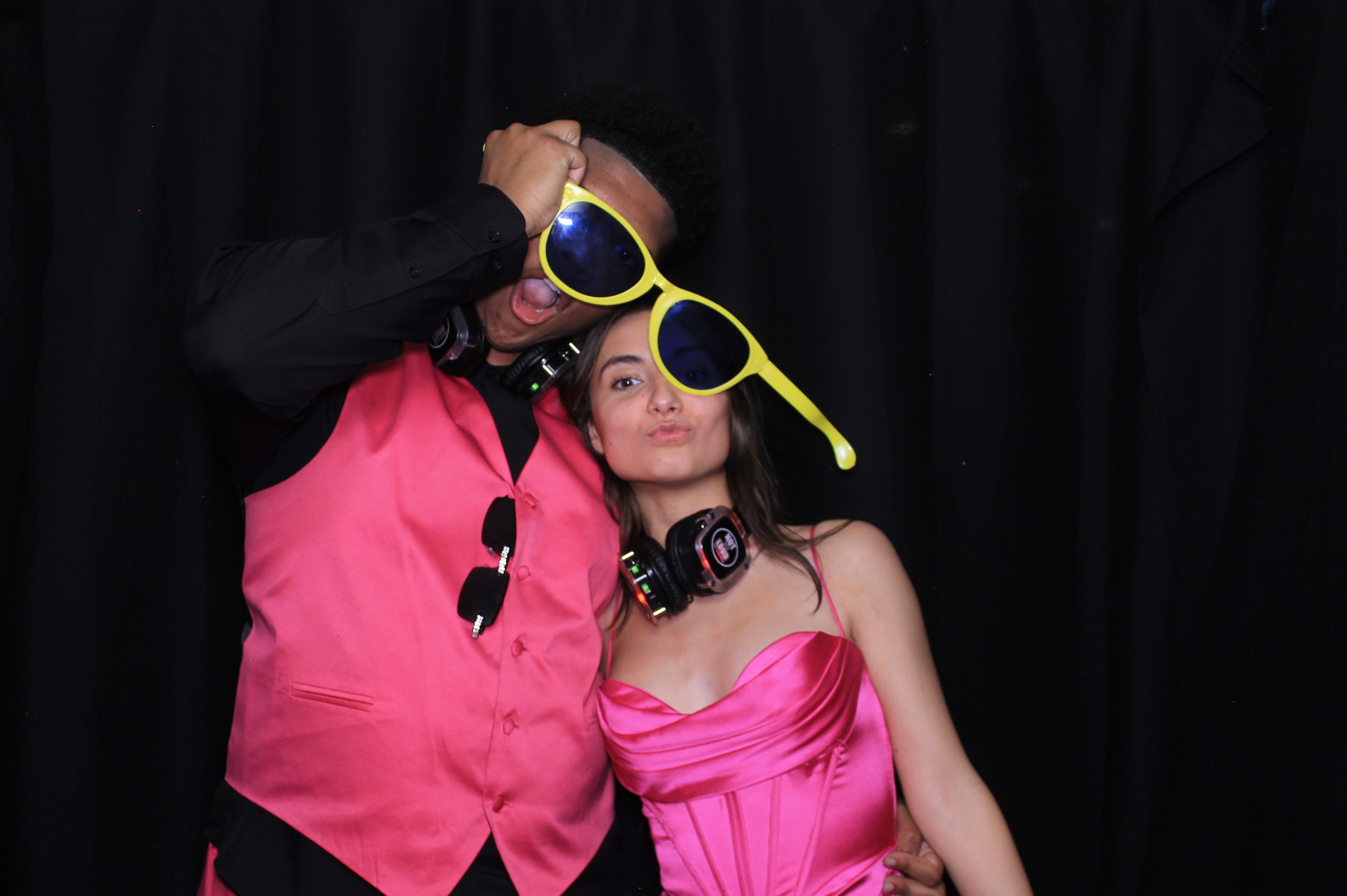 Carroll HS Prom | View more photos from the event at gallery.photoboothcincy.com/u/PhotoBoothCincy/Carroll-HS-Prom-0
