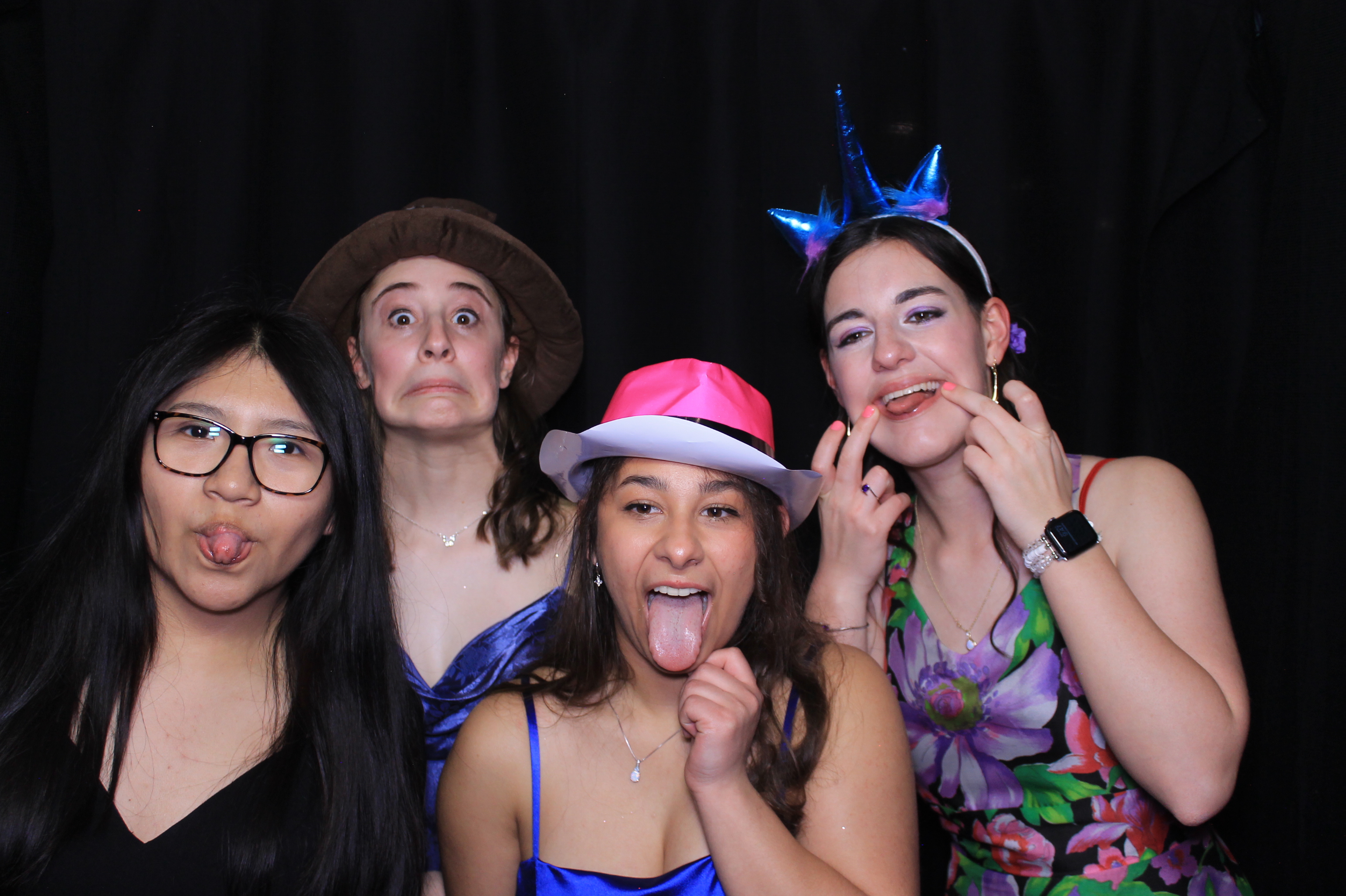 Carroll HS Prom | View more photos from the event at gallery.photoboothcincy.com/u/PhotoBoothCincy/Carroll-HS-Prom-0