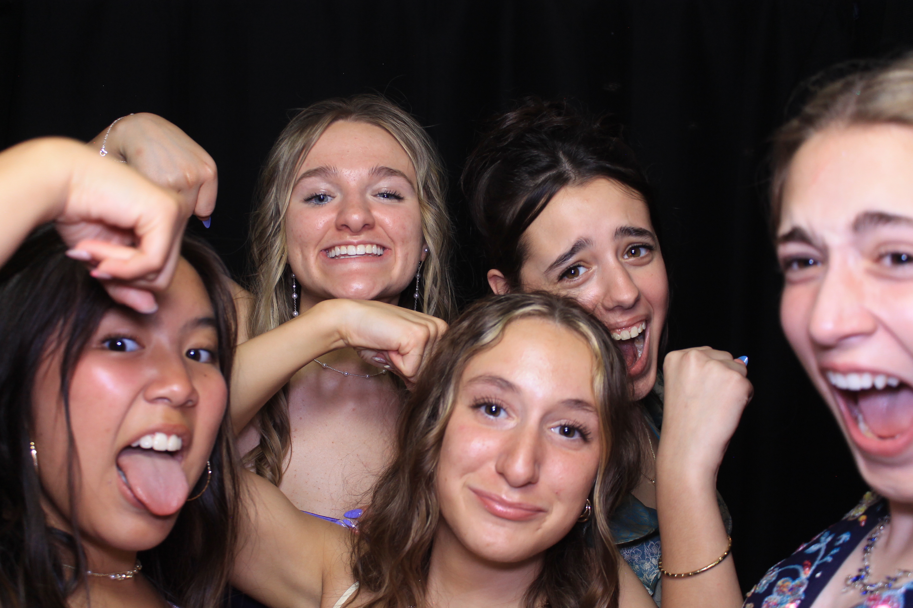 Carroll HS Prom | View more photos from the event at gallery.photoboothcincy.com/u/PhotoBoothCincy/Carroll-HS-Prom-0