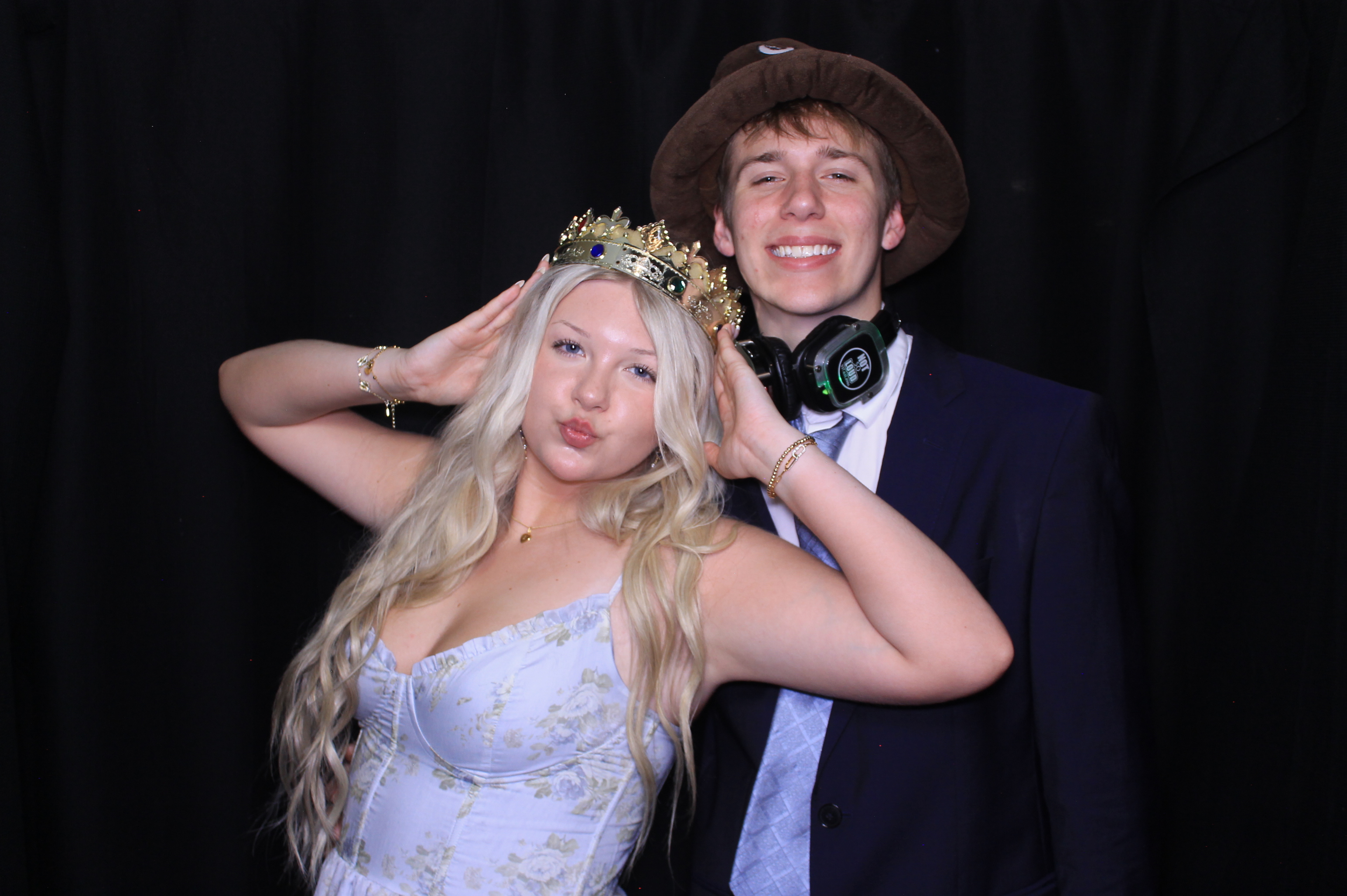 Carroll HS Prom | View more photos from the event at gallery.photoboothcincy.com/u/PhotoBoothCincy/Carroll-HS-Prom-0