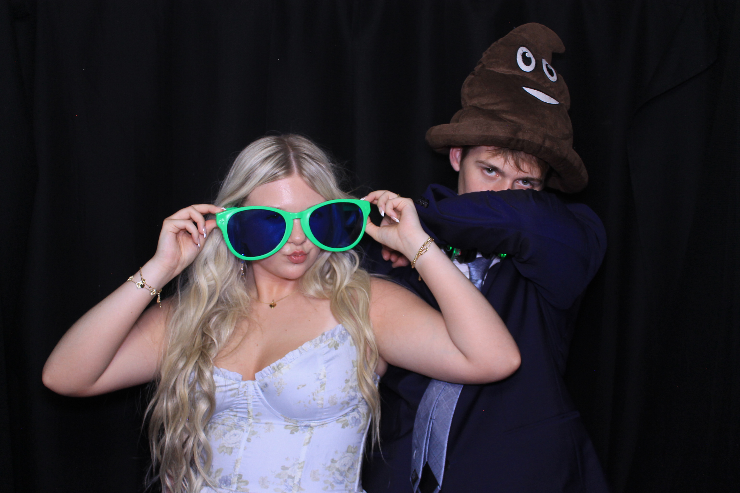 Carroll HS Prom | View more photos from the event at gallery.photoboothcincy.com/u/PhotoBoothCincy/Carroll-HS-Prom-0
