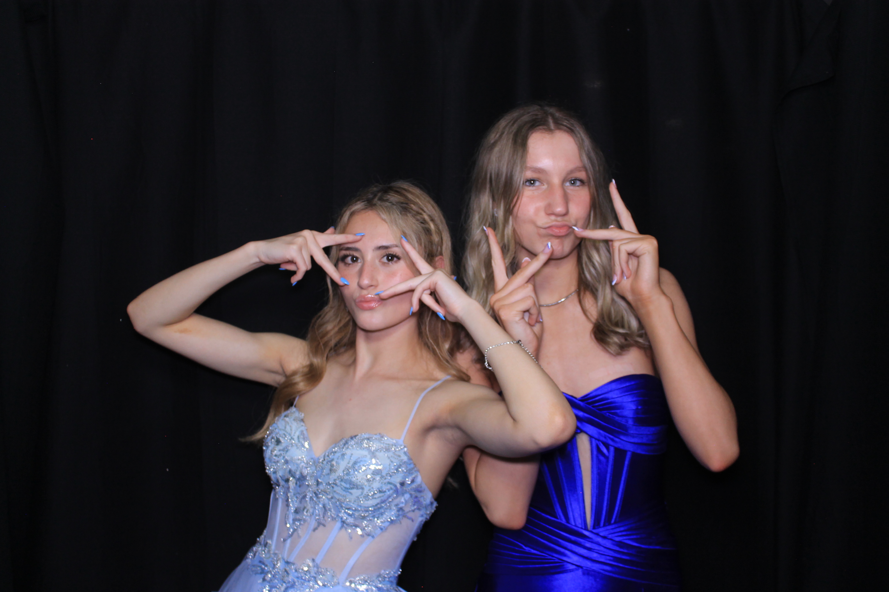 Carroll HS Prom | View more photos from the event at gallery.photoboothcincy.com/u/PhotoBoothCincy/Carroll-HS-Prom-0