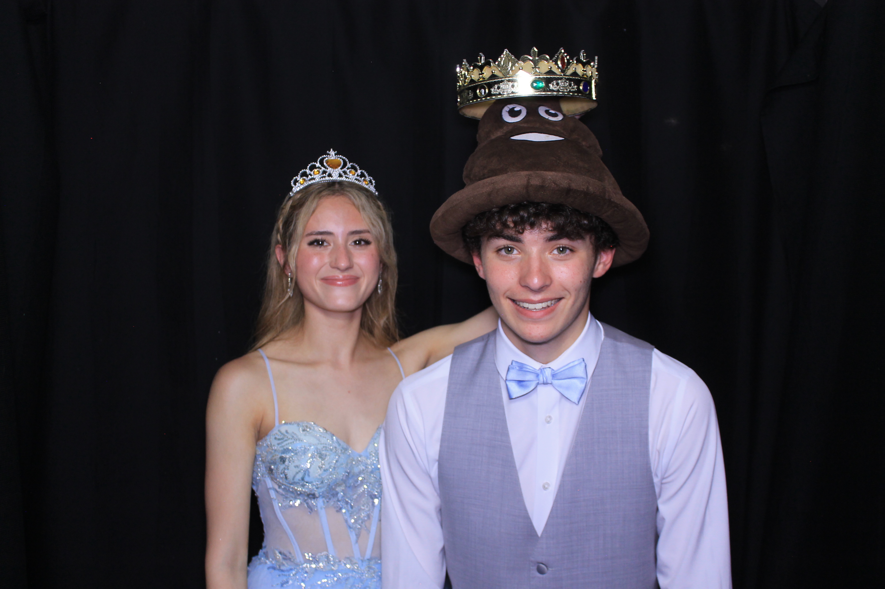 Carroll HS Prom | View more photos from the event at gallery.photoboothcincy.com/u/PhotoBoothCincy/Carroll-HS-Prom-0