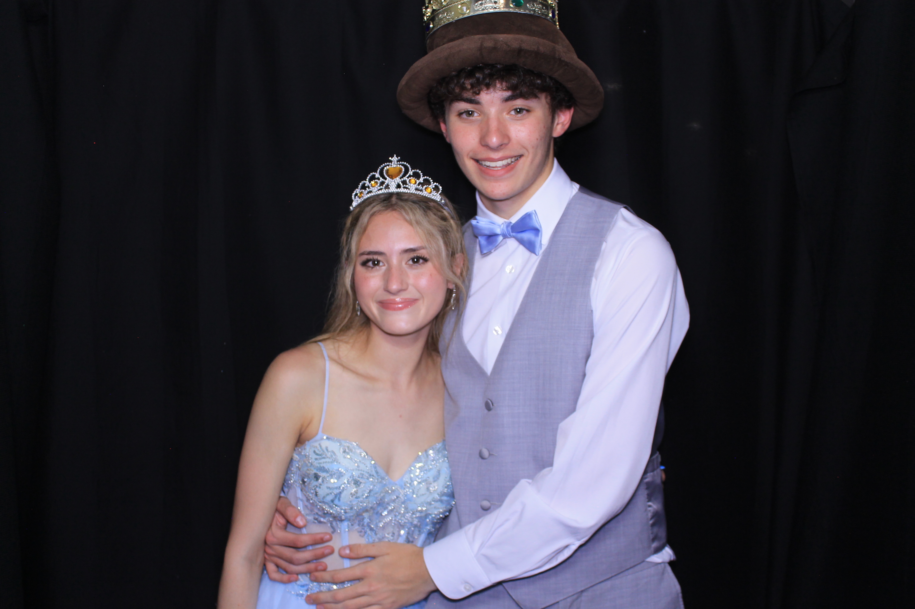 Carroll HS Prom | View more photos from the event at gallery.photoboothcincy.com/u/PhotoBoothCincy/Carroll-HS-Prom-0