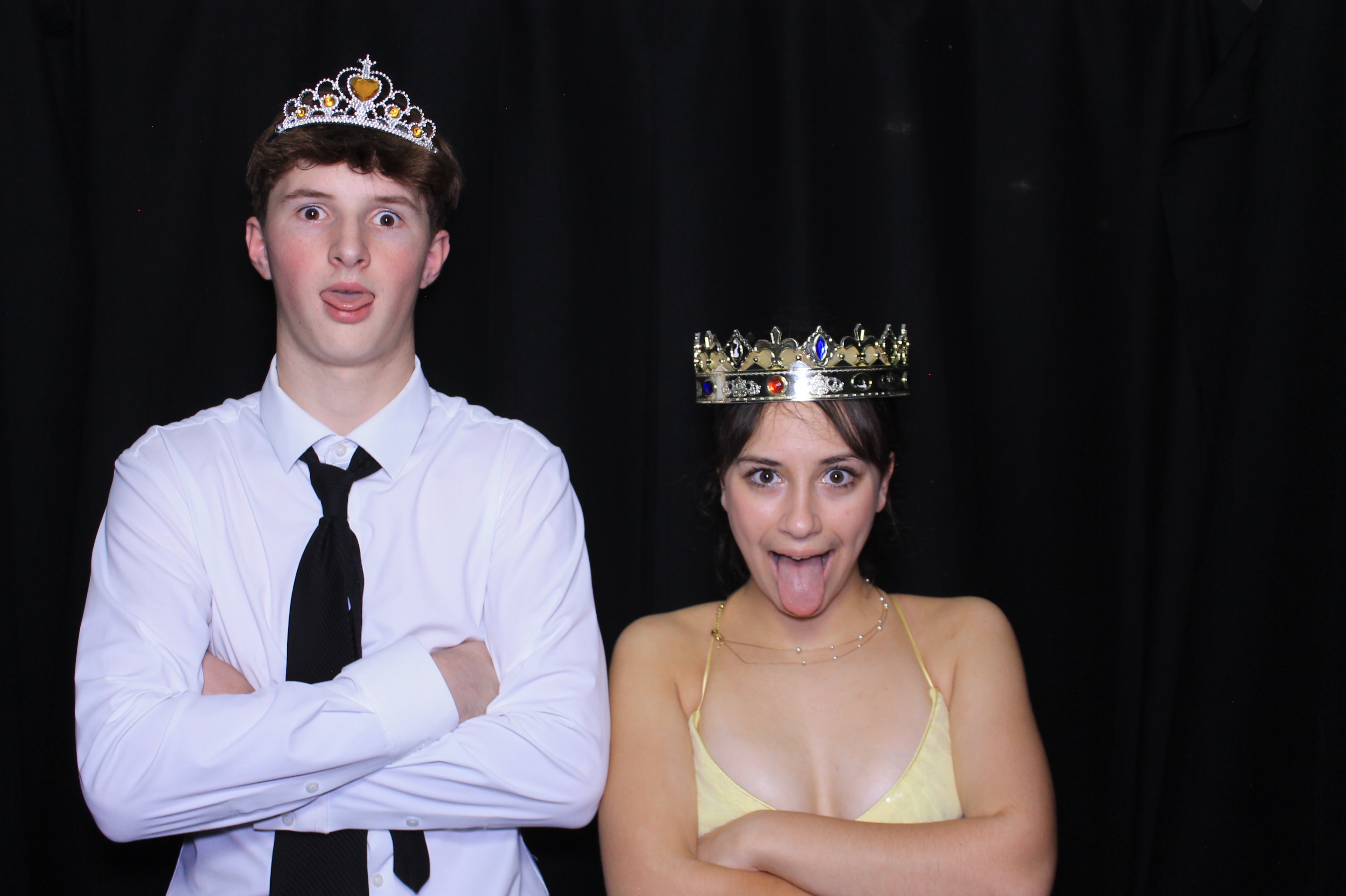 Carroll HS Prom | View more photos from the event at gallery.photoboothcincy.com/u/PhotoBoothCincy/Carroll-HS-Prom-0