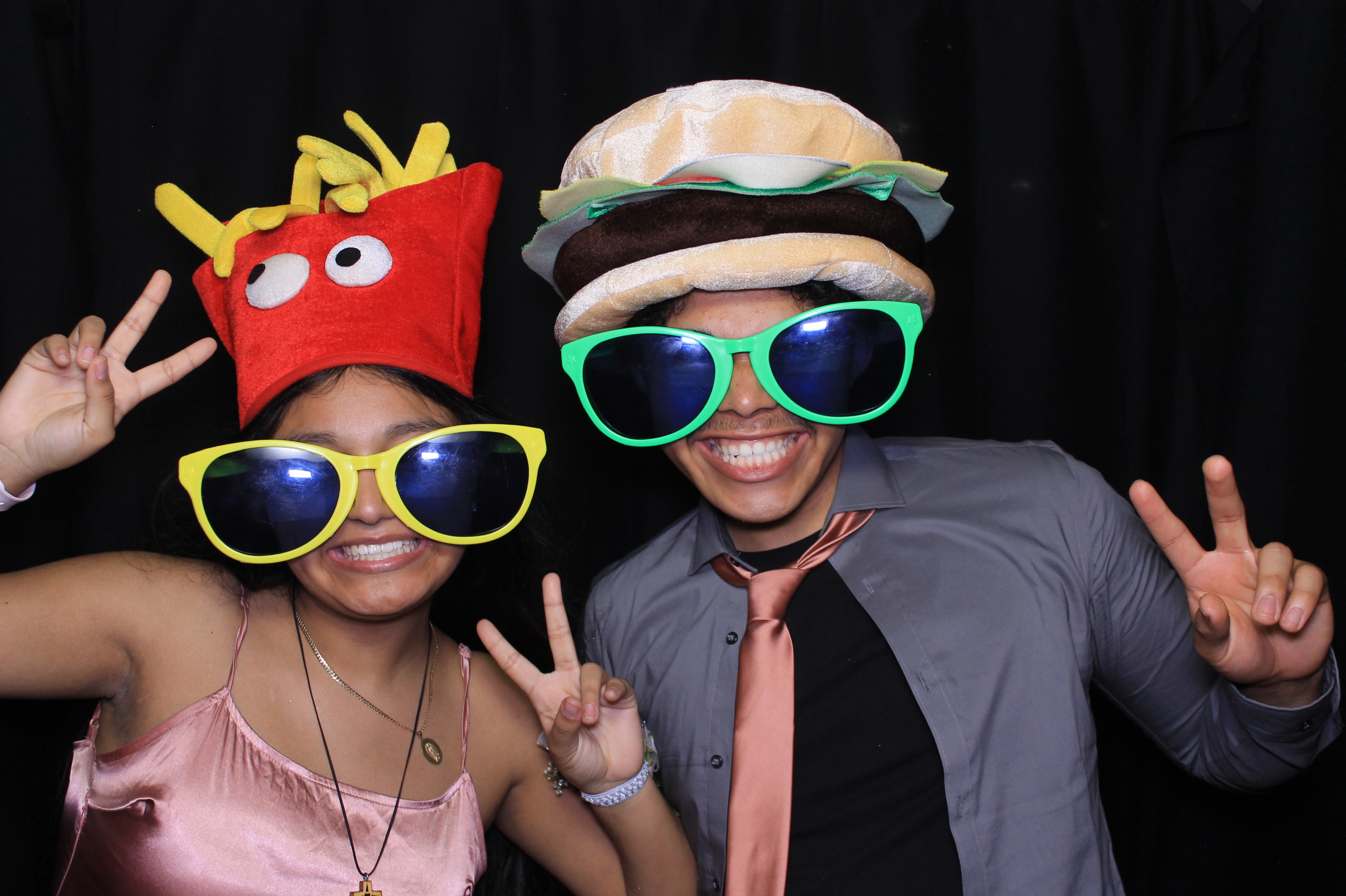 Carroll HS Prom | View more photos from the event at gallery.photoboothcincy.com/u/PhotoBoothCincy/Carroll-HS-Prom-0