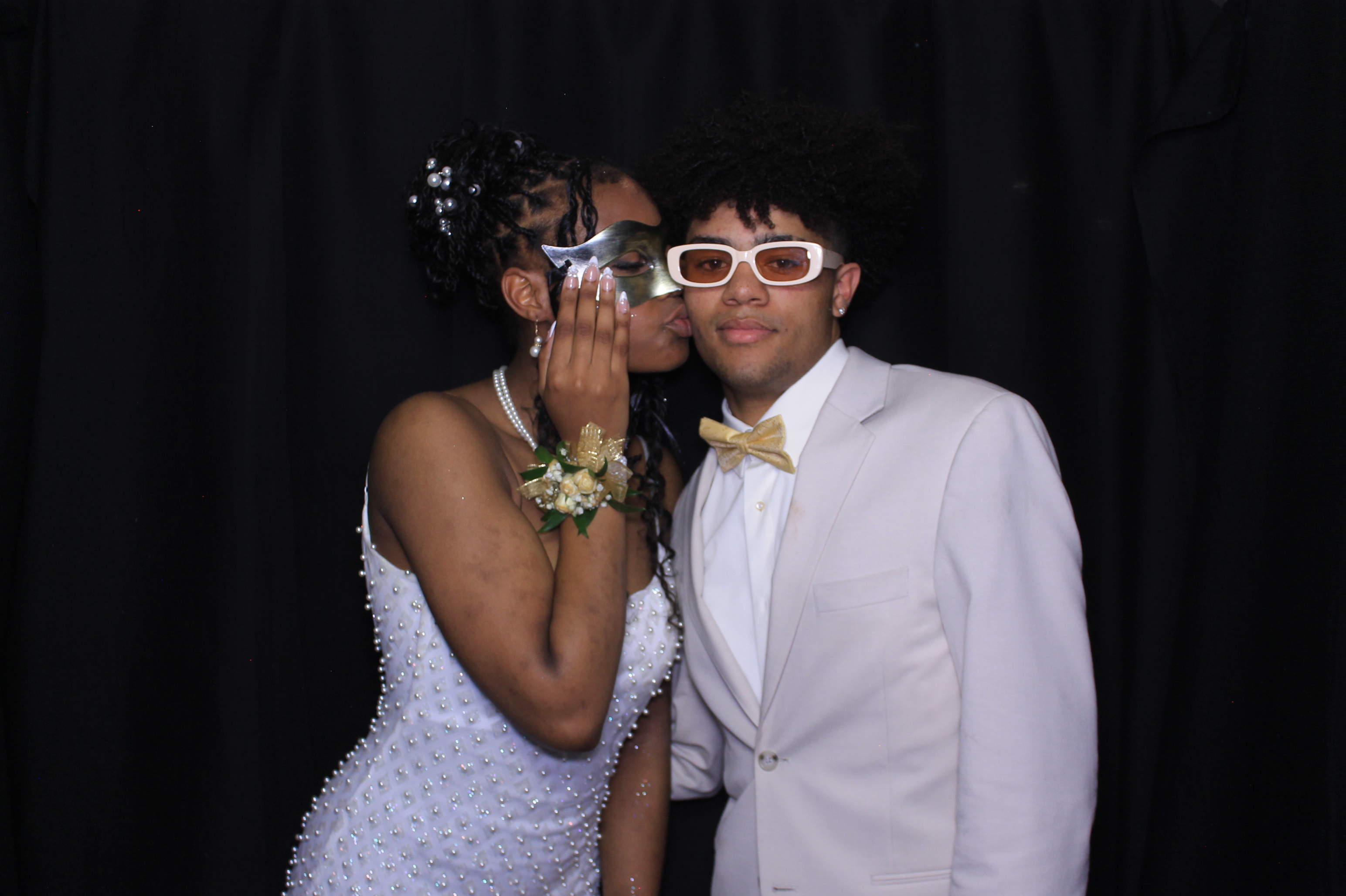 Carroll HS Prom | View more photos from the event at gallery.photoboothcincy.com/u/PhotoBoothCincy/Carroll-HS-Prom-0