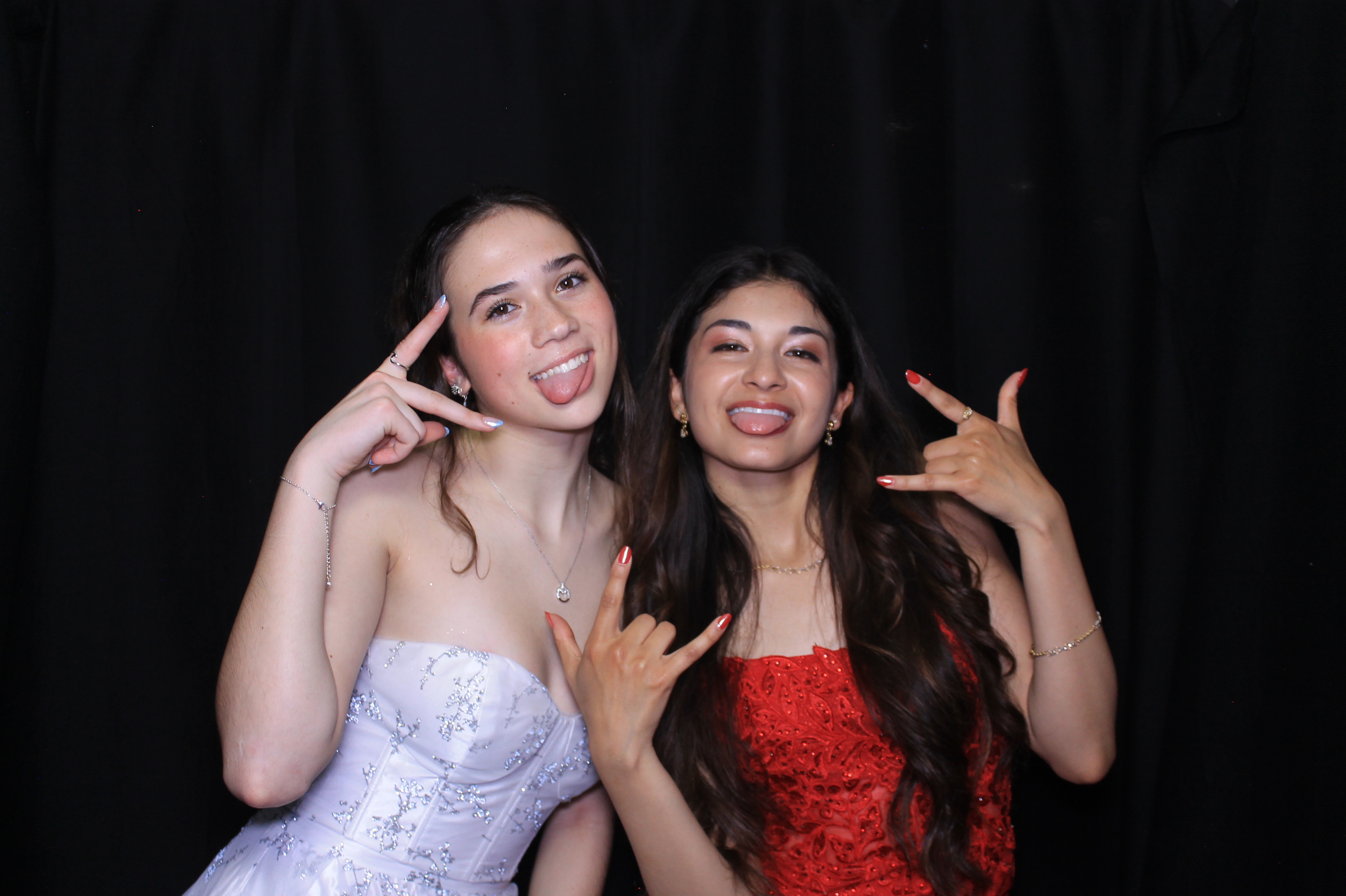 Carroll HS Prom | View more photos from the event at gallery.photoboothcincy.com/u/PhotoBoothCincy/Carroll-HS-Prom-0