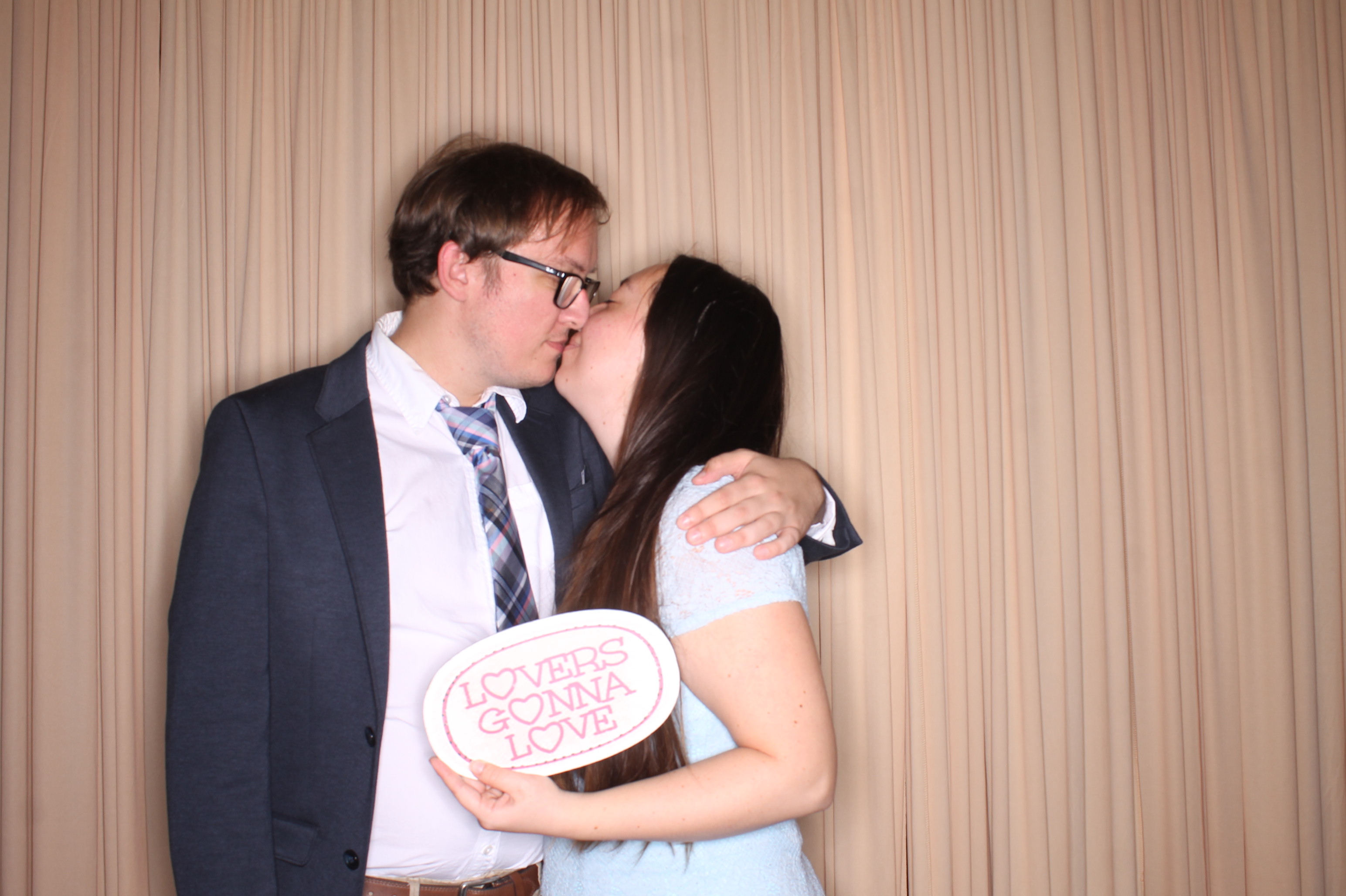 Catherine & John | View more photos from the event at gallery.photoboothcincy.com/u/PhotoBoothCincy/Catherine-John