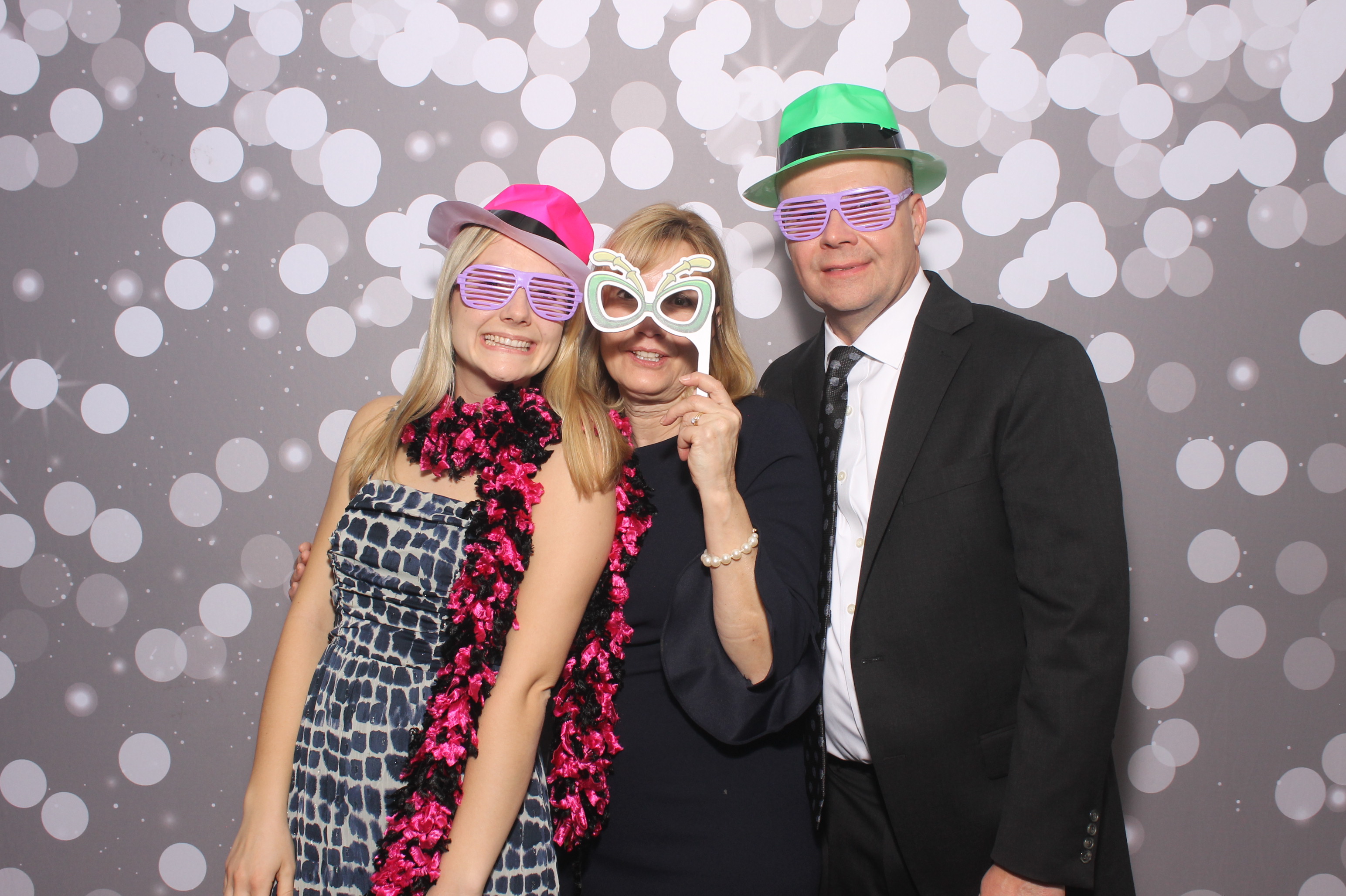 Catie & Gabe  | View more photos from the event at gallery.photoboothcincy.com/u/PhotoBoothCincy/Catie-Gabe