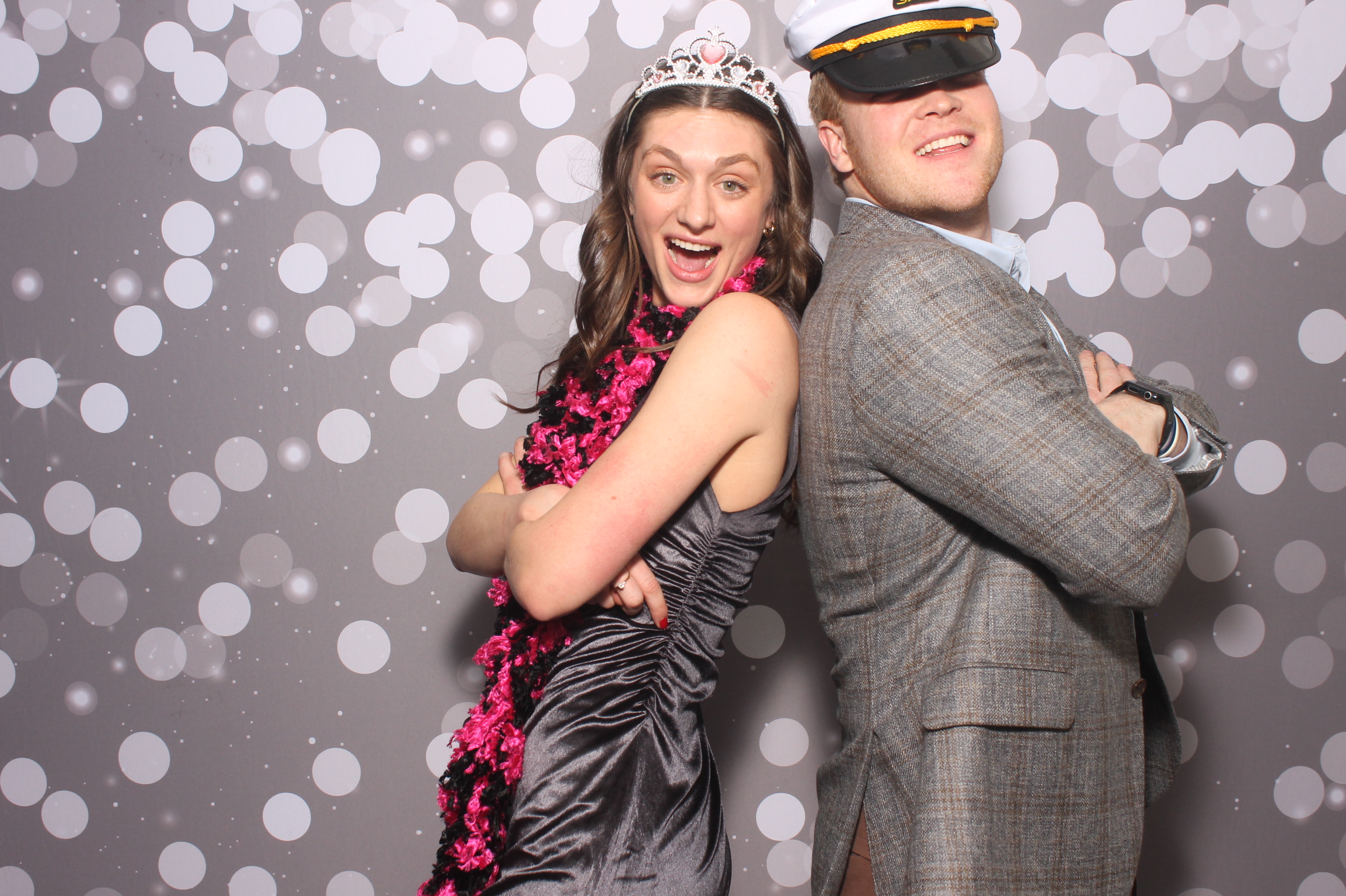 Catie & Gabe  | View more photos from the event at gallery.photoboothcincy.com/u/PhotoBoothCincy/Catie-Gabe