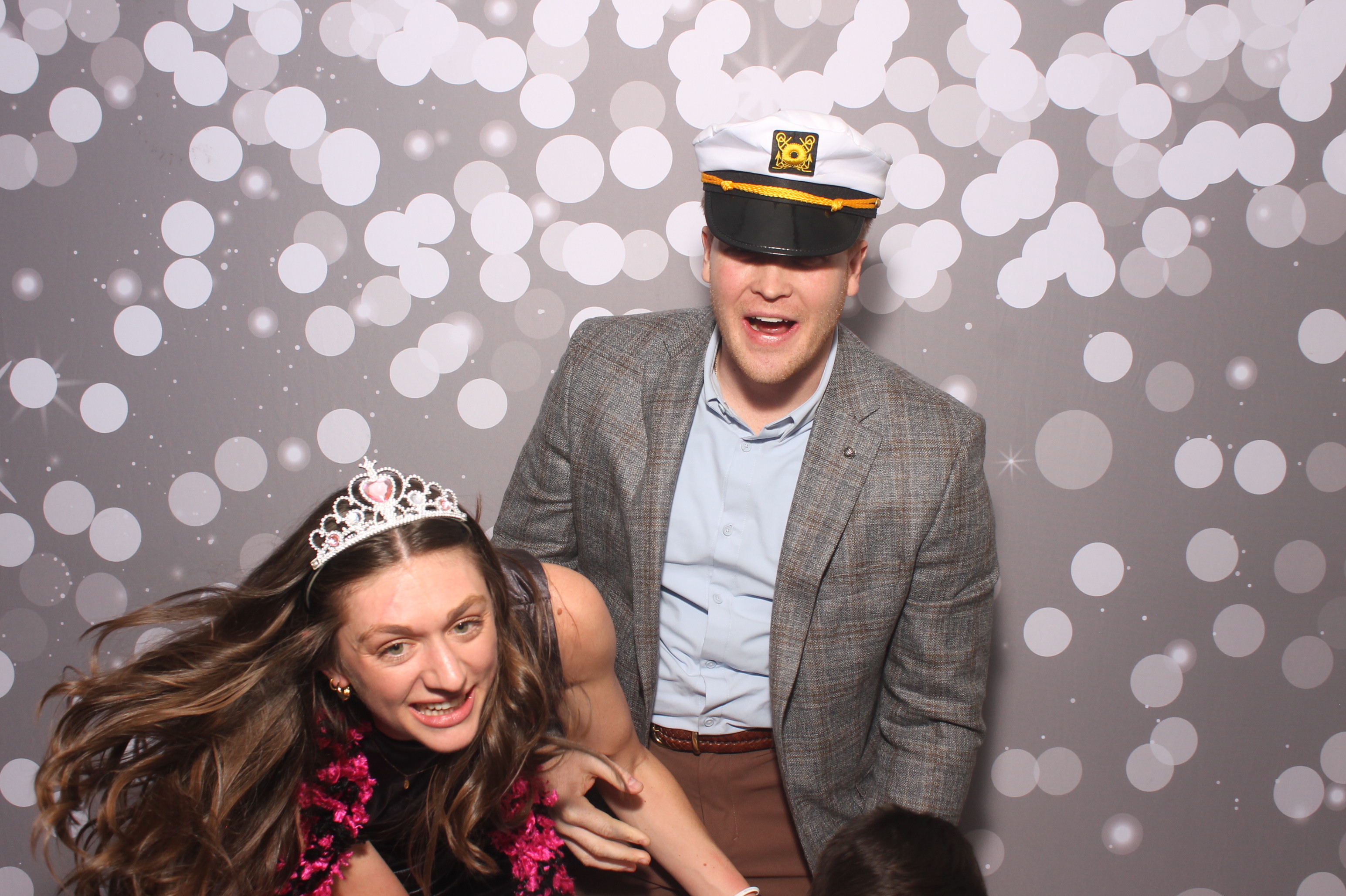 Catie & Gabe  | View more photos from the event at gallery.photoboothcincy.com/u/PhotoBoothCincy/Catie-Gabe