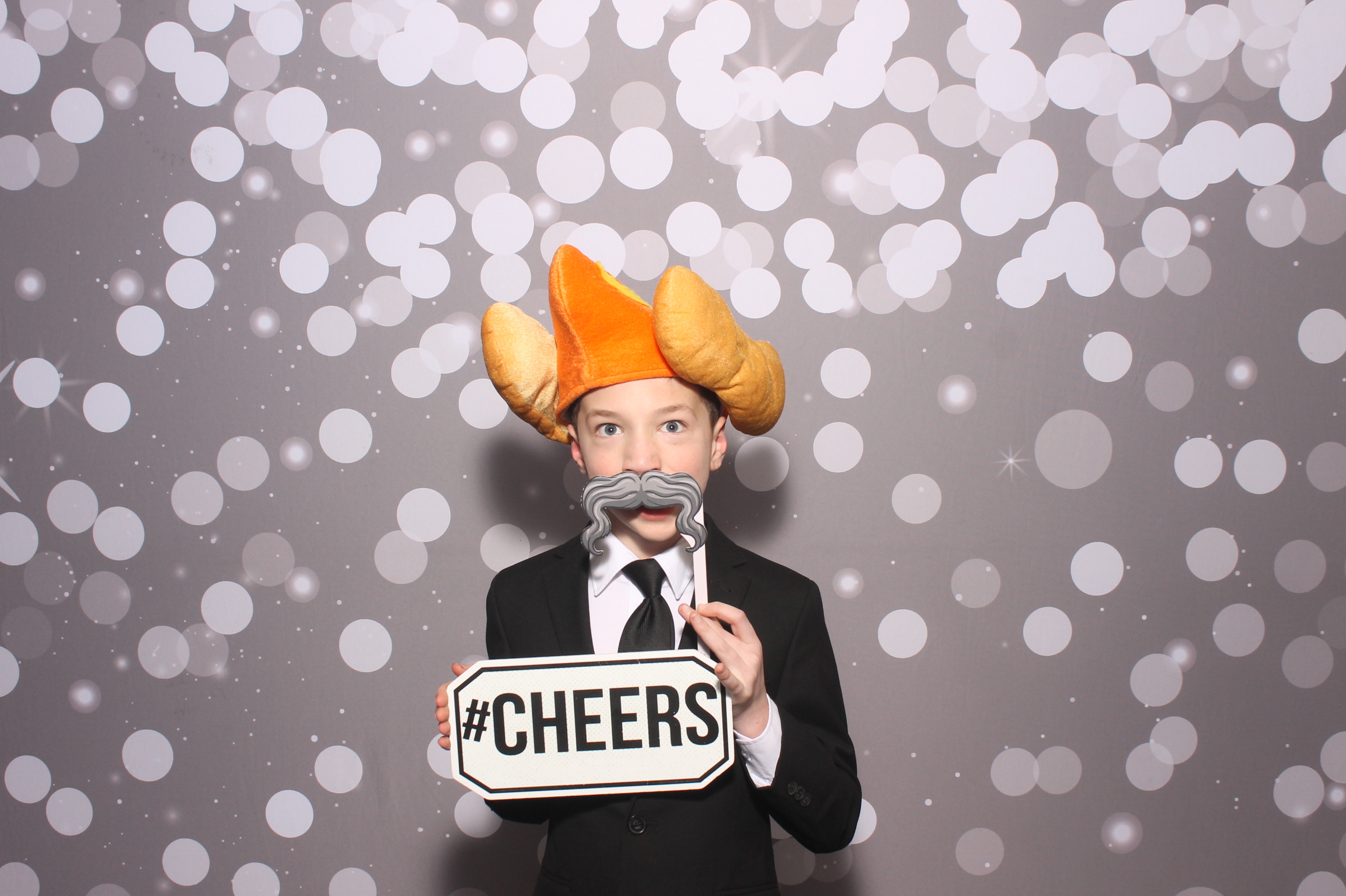 Catie & Gabe  | View more photos from the event at gallery.photoboothcincy.com/u/PhotoBoothCincy/Catie-Gabe