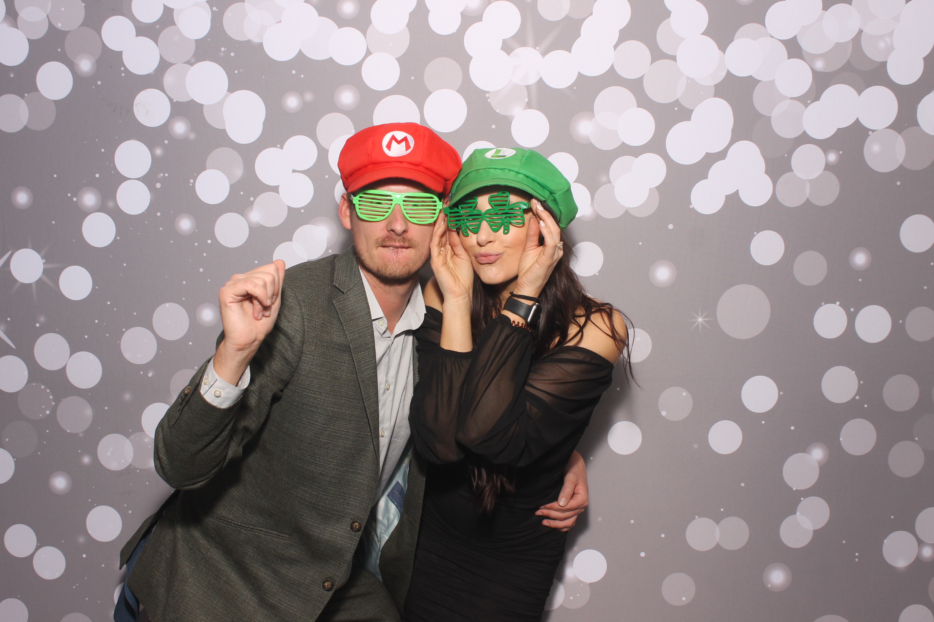 Catie & Gabe  | View more photos from the event at gallery.photoboothcincy.com/u/PhotoBoothCincy/Catie-Gabe