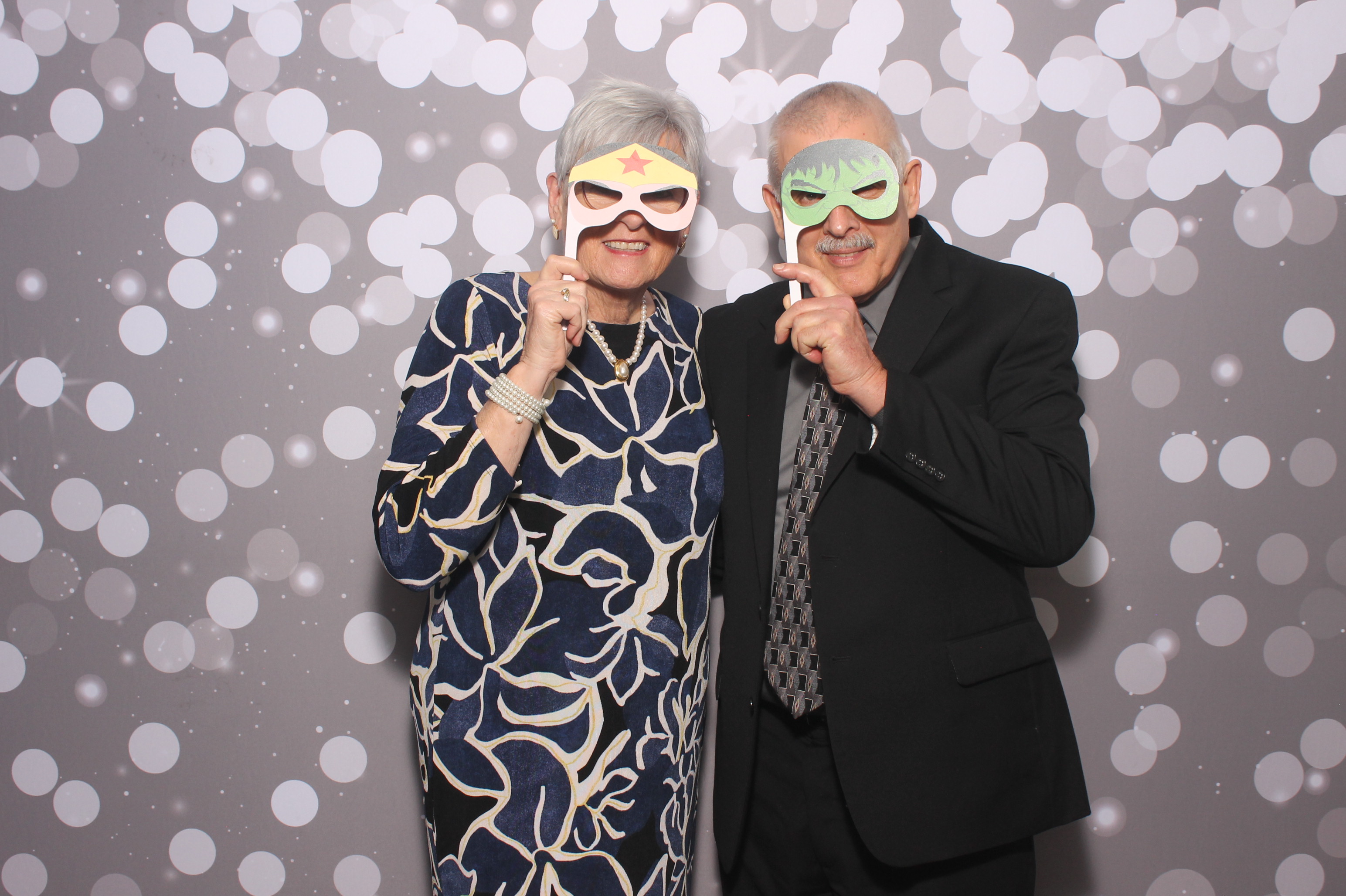 Catie & Gabe  | View more photos from the event at gallery.photoboothcincy.com/u/PhotoBoothCincy/Catie-Gabe