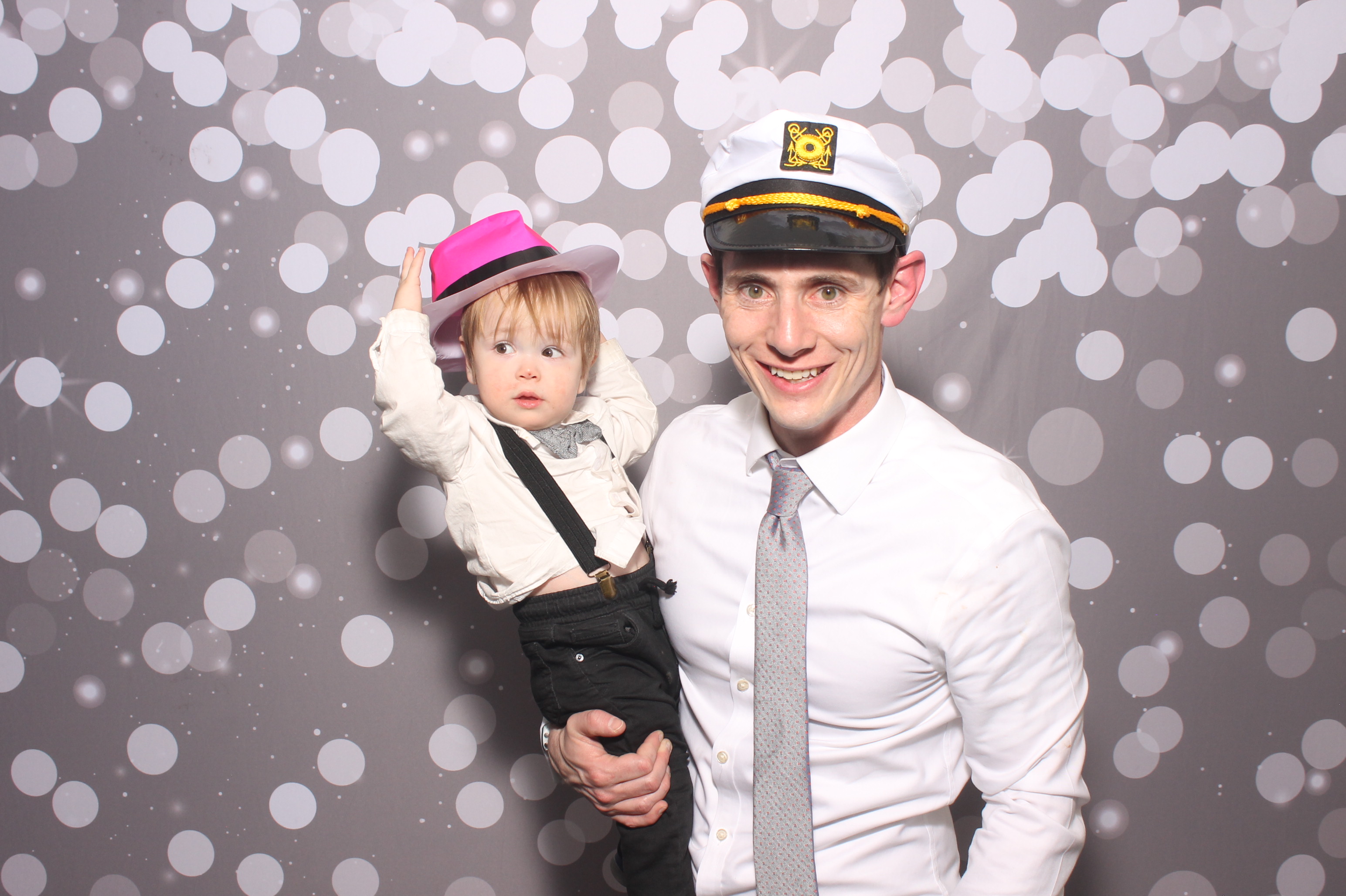 Catie & Gabe  | View more photos from the event at gallery.photoboothcincy.com/u/PhotoBoothCincy/Catie-Gabe
