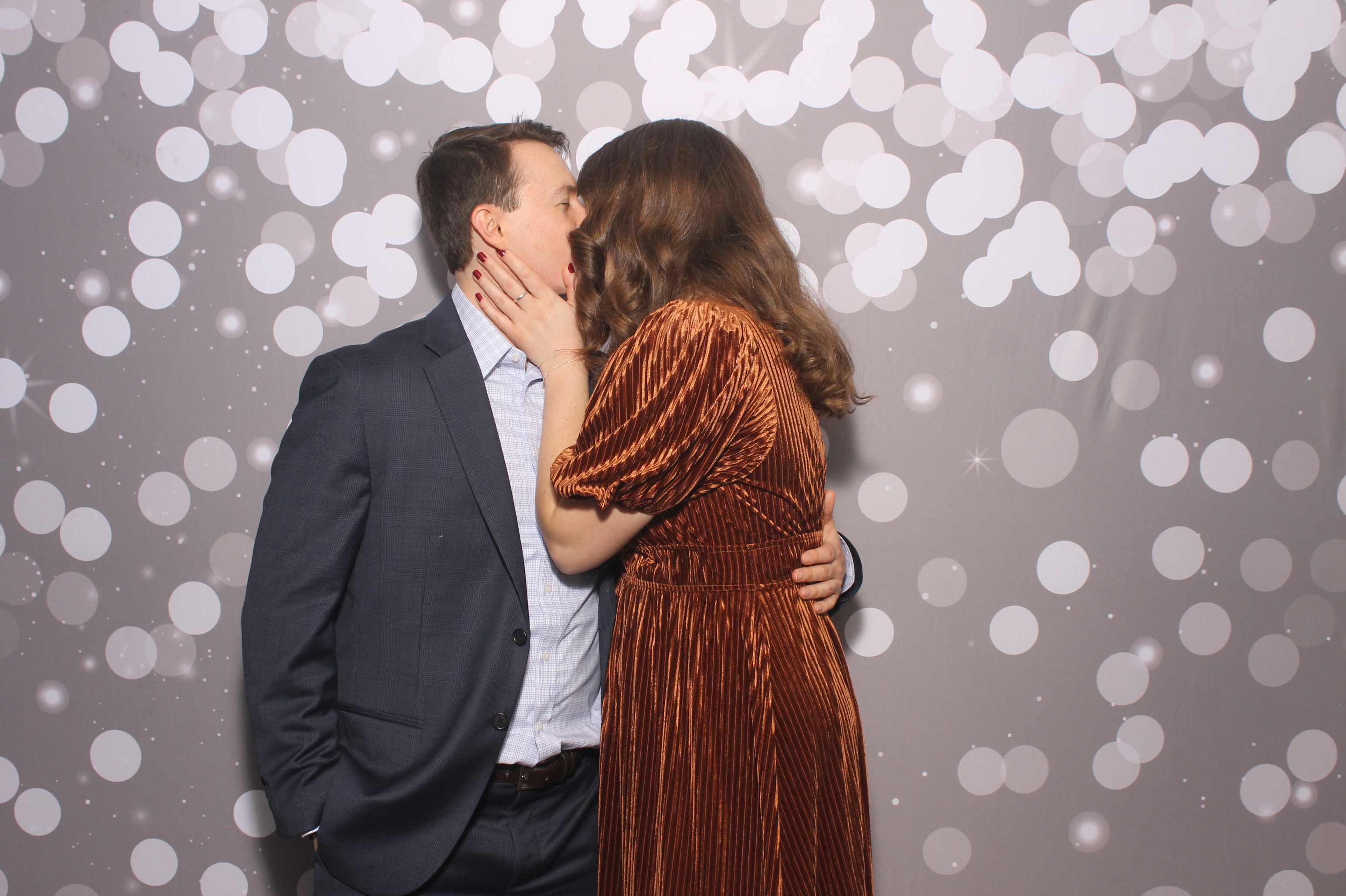 Catie & Gabe  | View more photos from the event at gallery.photoboothcincy.com/u/PhotoBoothCincy/Catie-Gabe