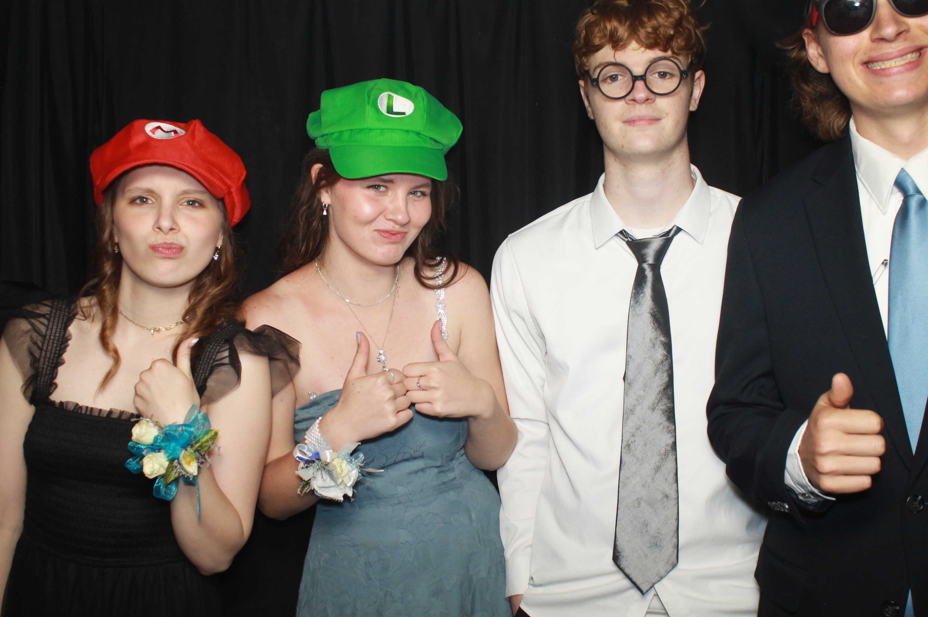 Chess Prom 2025 | View more photos from the event at gallery.photoboothcincy.com/u/PhotoBoothCincy/Chess-Prom-2025