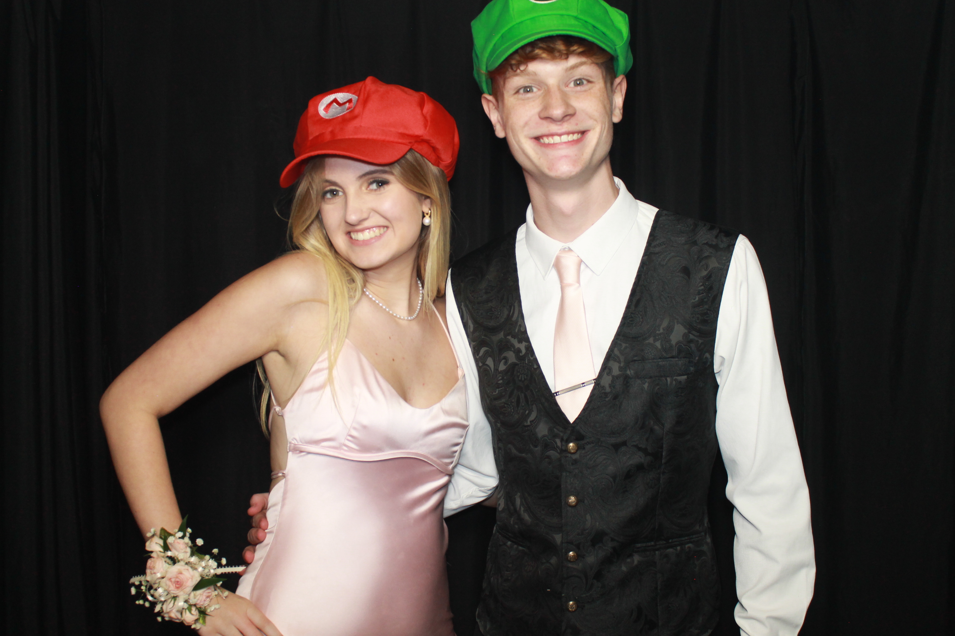 Chess Prom 2025 | View more photos from the event at gallery.photoboothcincy.com/u/PhotoBoothCincy/Chess-Prom-2025