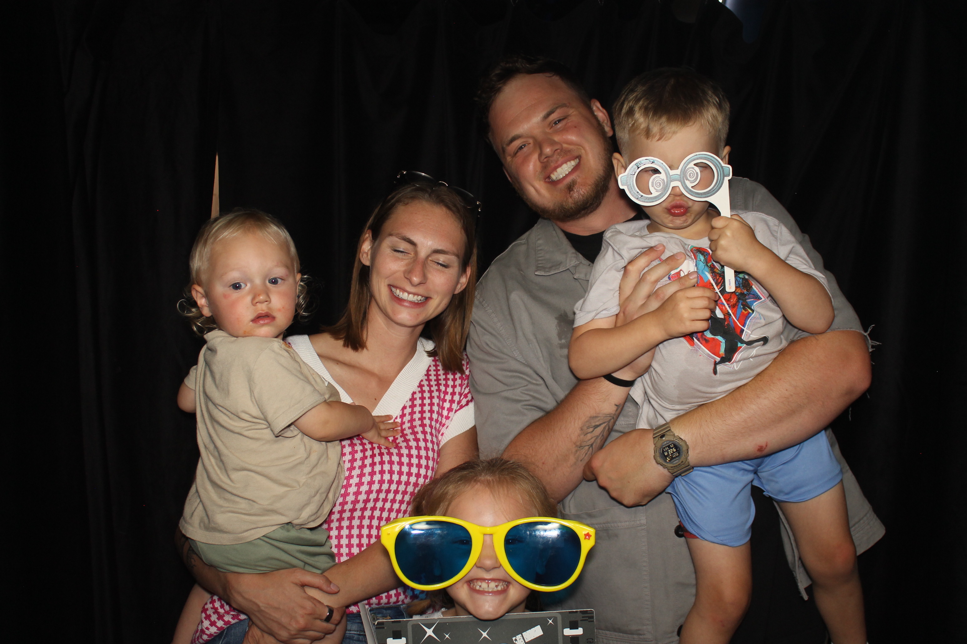 Citygate Church | View more photos from the event at gallery.photoboothcincy.com/u/PhotoBoothCincy/Citygate-Church-0