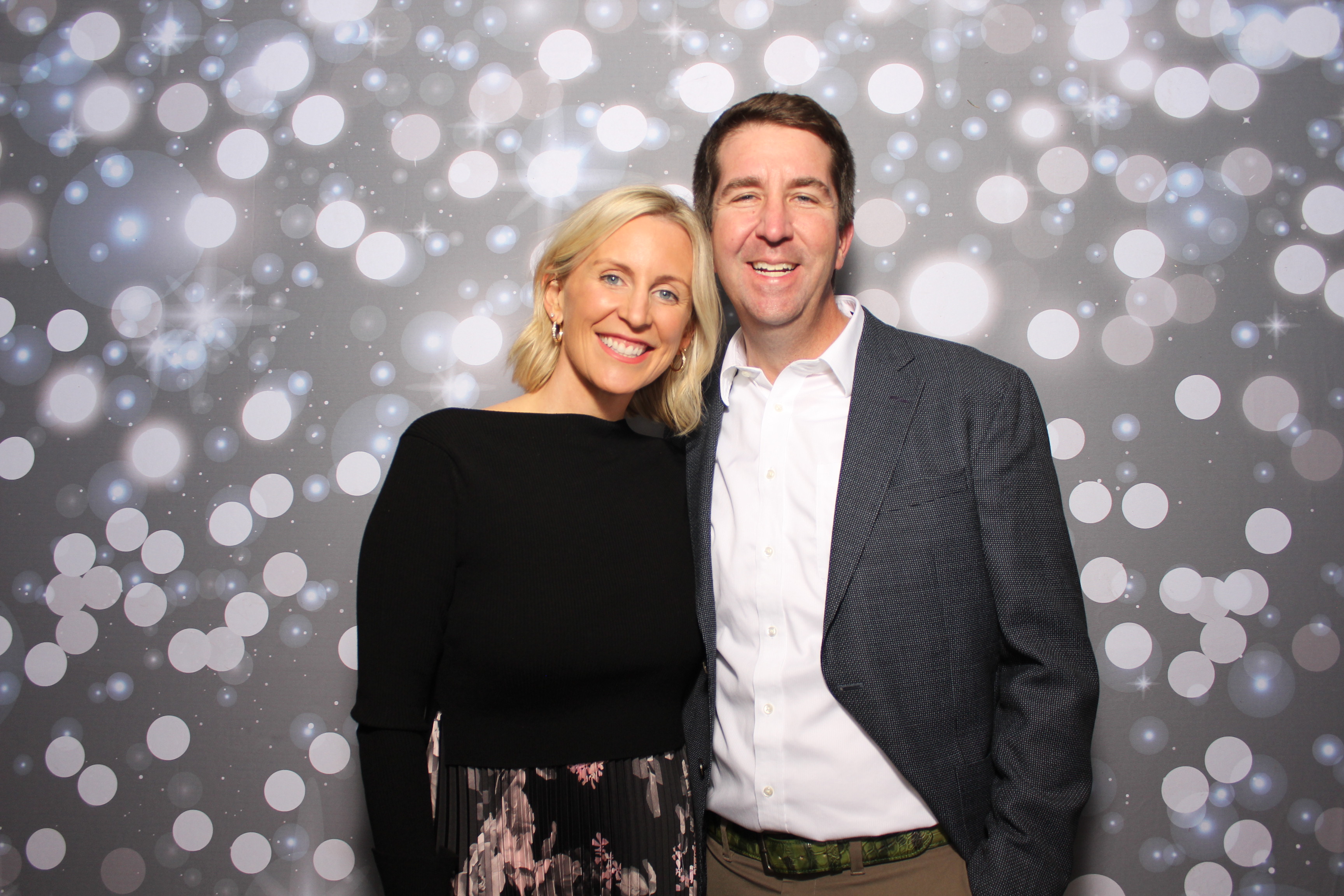 Coldwell Bank Holiday Party | View more photos from the event at gallery.photoboothcincy.com/u/PhotoBoothCincy/Coldwell-Bank-Holiday-Party
