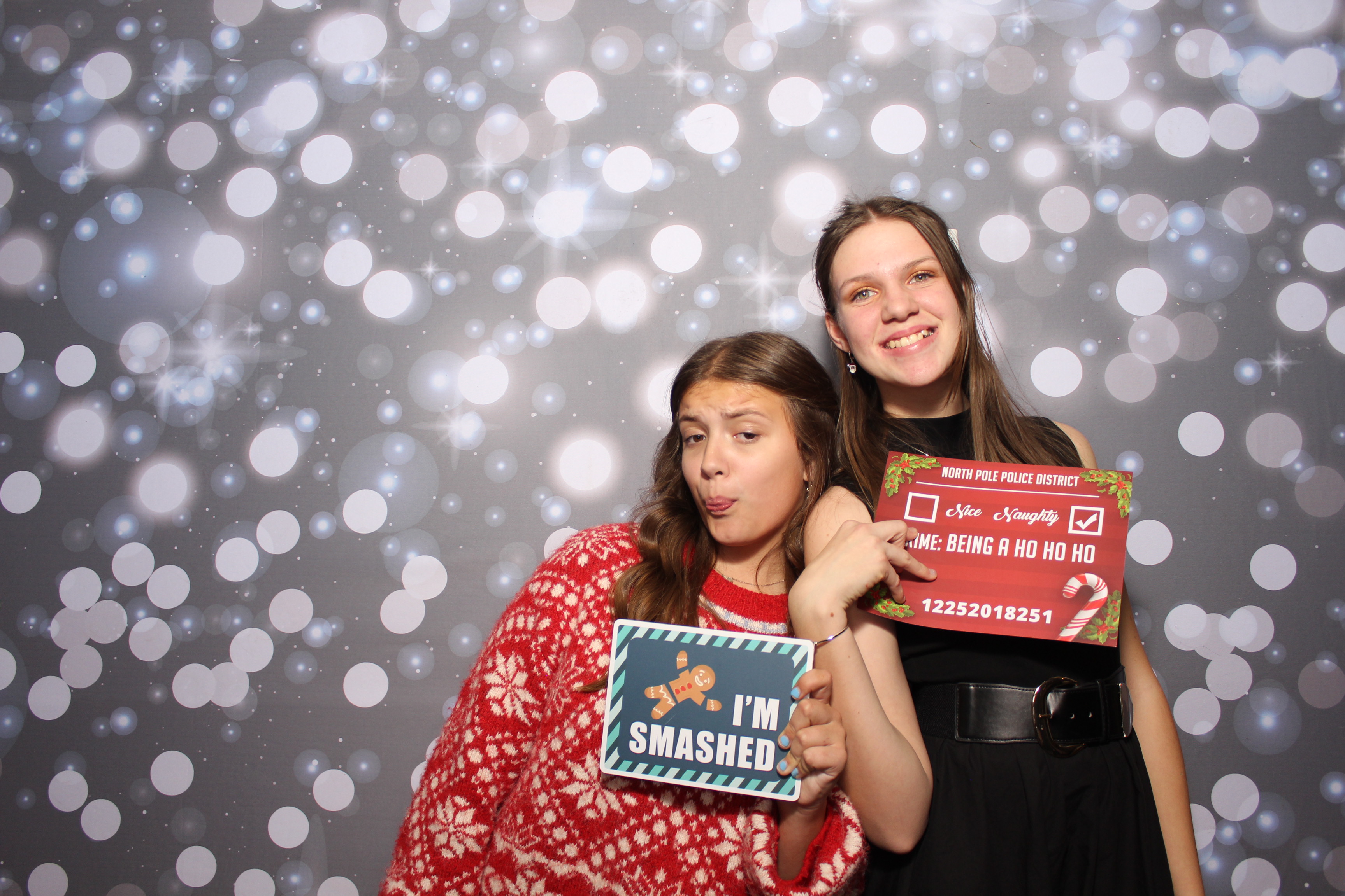 Coldwell Bank Holiday Party | View more photos from the event at gallery.photoboothcincy.com/u/PhotoBoothCincy/Coldwell-Bank-Holiday-Party