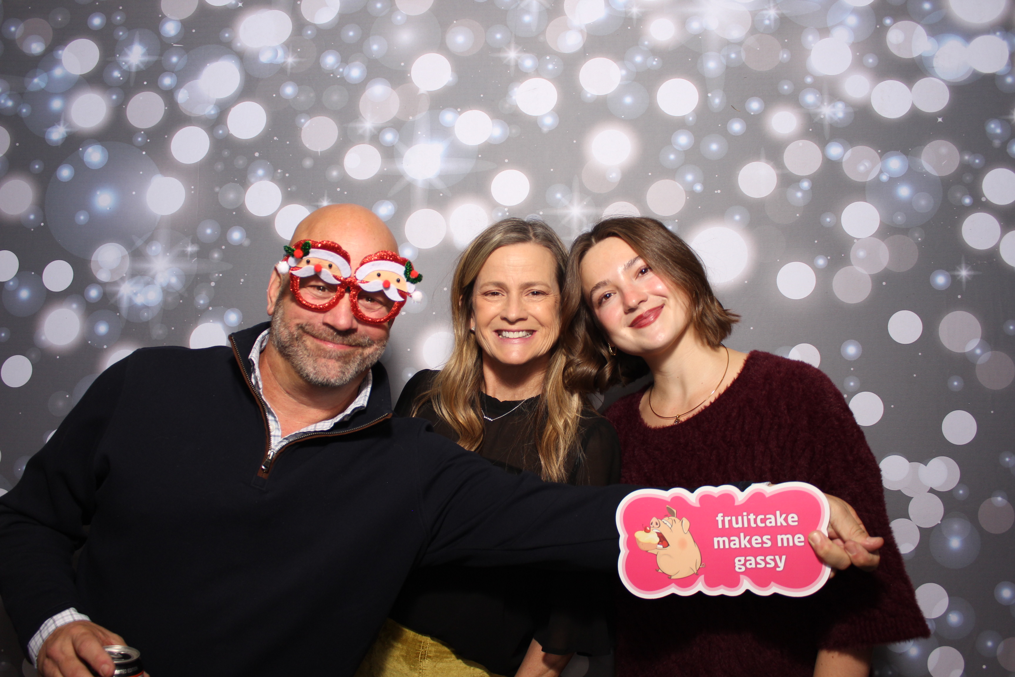 Coldwell Bank Holiday Party | View more photos from the event at gallery.photoboothcincy.com/u/PhotoBoothCincy/Coldwell-Bank-Holiday-Party
