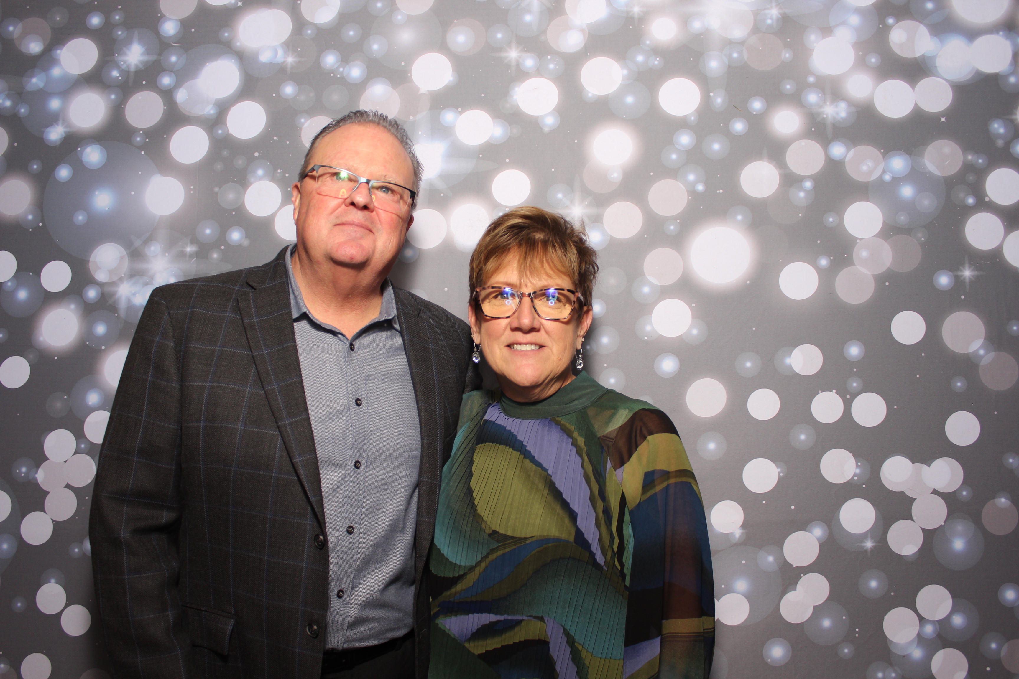 Coldwell Bank Holiday Party | View more photos from the event at gallery.photoboothcincy.com/u/PhotoBoothCincy/Coldwell-Bank-Holiday-Party