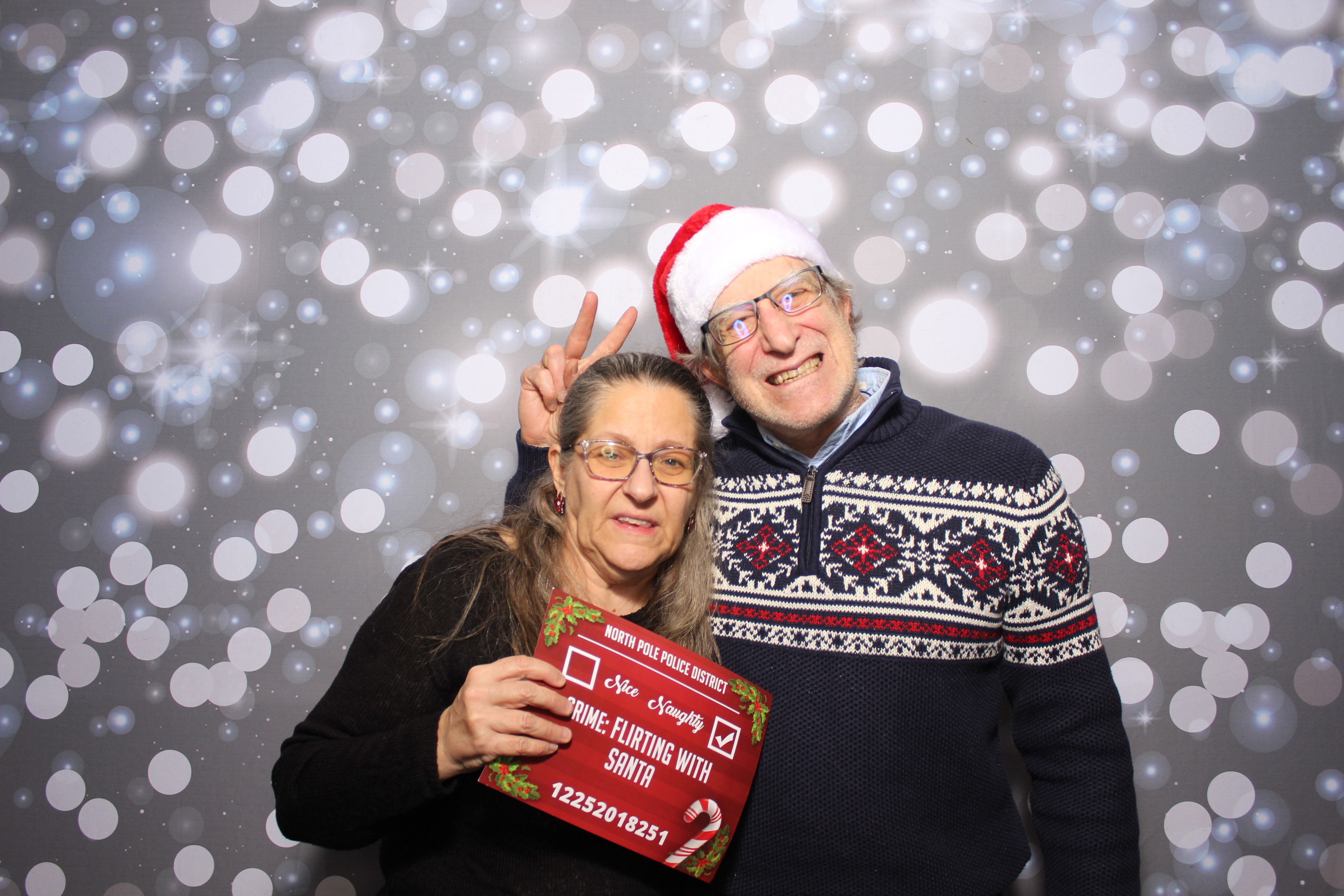 Coldwell Bank Holiday Party | View more photos from the event at gallery.photoboothcincy.com/u/PhotoBoothCincy/Coldwell-Bank-Holiday-Party