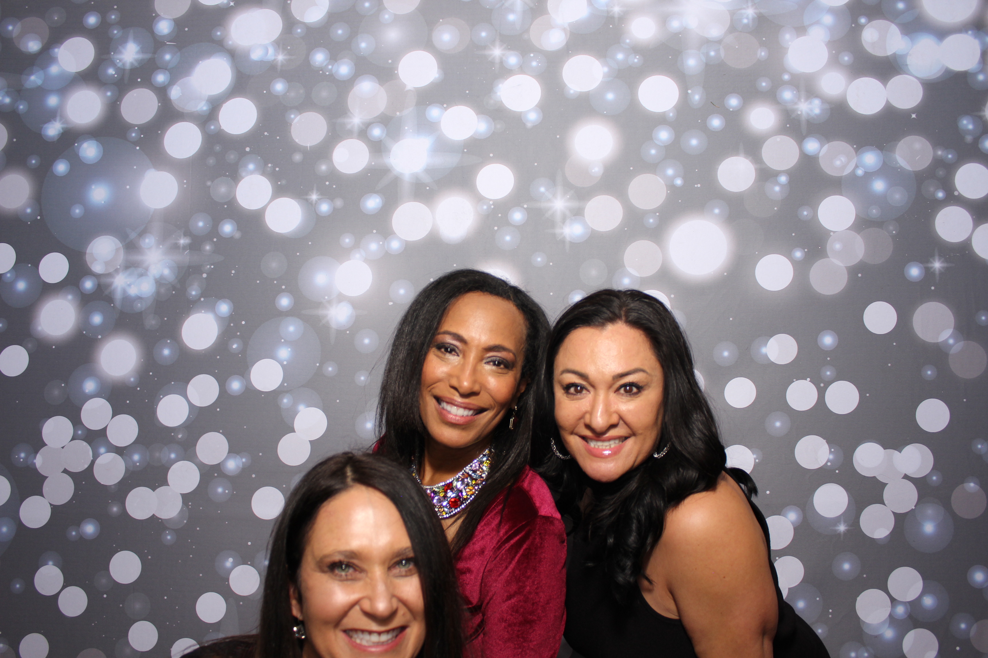 Coldwell Bank Holiday Party | View more photos from the event at gallery.photoboothcincy.com/u/PhotoBoothCincy/Coldwell-Bank-Holiday-Party