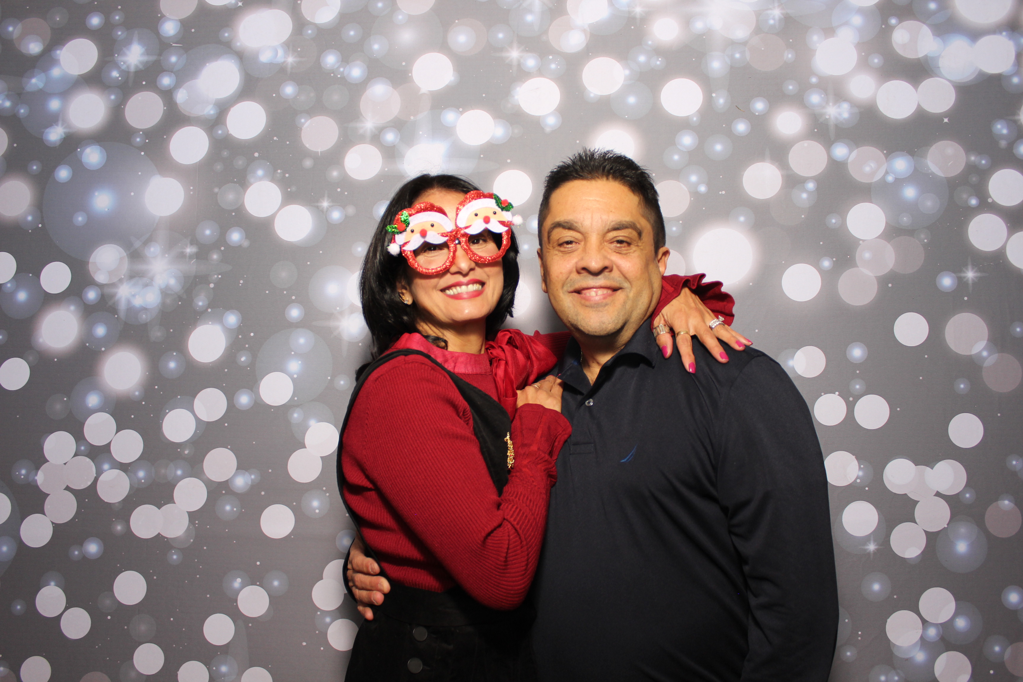 Coldwell Bank Holiday Party | View more photos from the event at gallery.photoboothcincy.com/u/PhotoBoothCincy/Coldwell-Bank-Holiday-Party