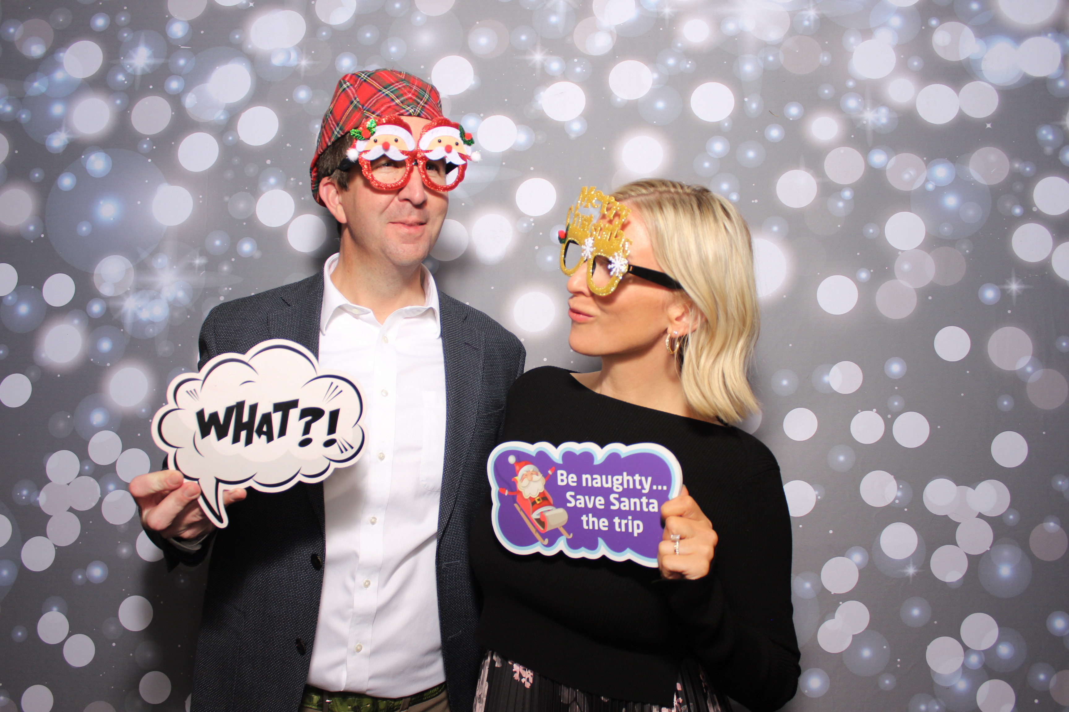 Coldwell Bank Holiday Party | View more photos from the event at gallery.photoboothcincy.com/u/PhotoBoothCincy/Coldwell-Bank-Holiday-Party