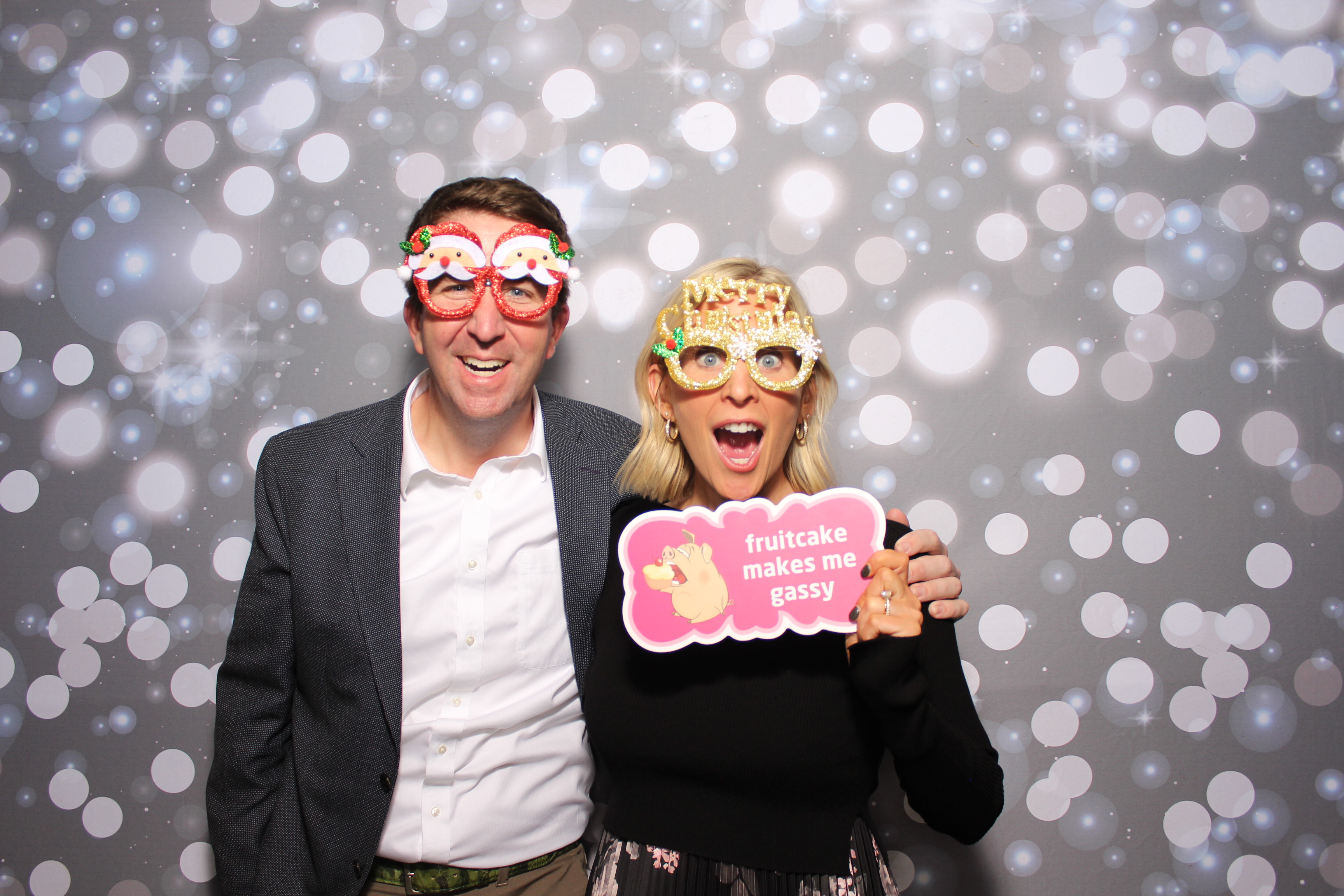 Coldwell Bank Holiday Party | View more photos from the event at gallery.photoboothcincy.com/u/PhotoBoothCincy/Coldwell-Bank-Holiday-Party