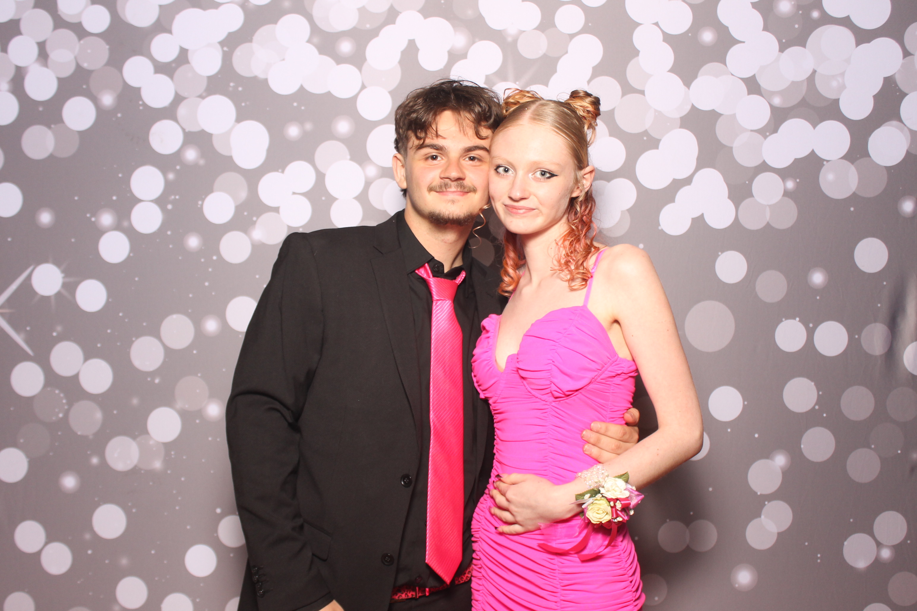 Colerain Prom 2025 | View more photos from the event at gallery.photoboothcincy.com/u/PhotoBoothCincy/Colerain-Prom-2025