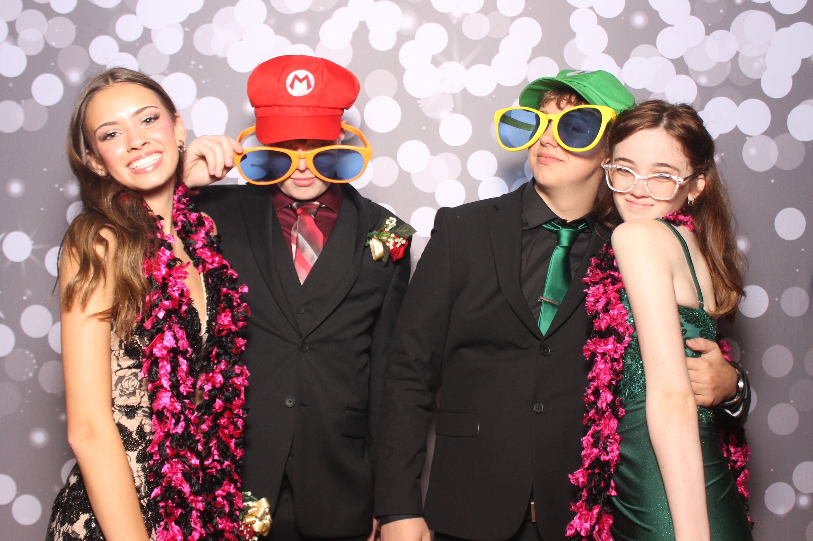 Colerain Prom 2025 | View more photos from the event at gallery.photoboothcincy.com/u/PhotoBoothCincy/Colerain-Prom-2025